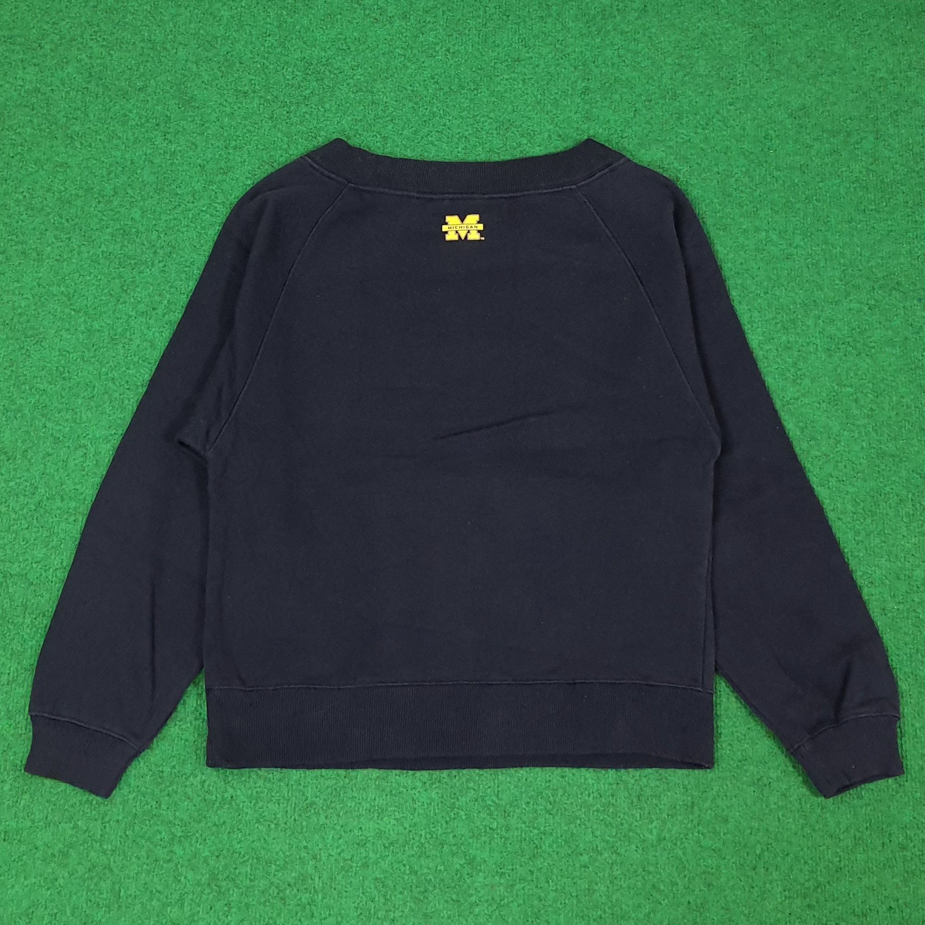 Vintage Vintage Michigan Wolverines NFL Sweatshirt C237N7 Size XS / US 0-2 / IT 36-38 - 3 Thumbnail