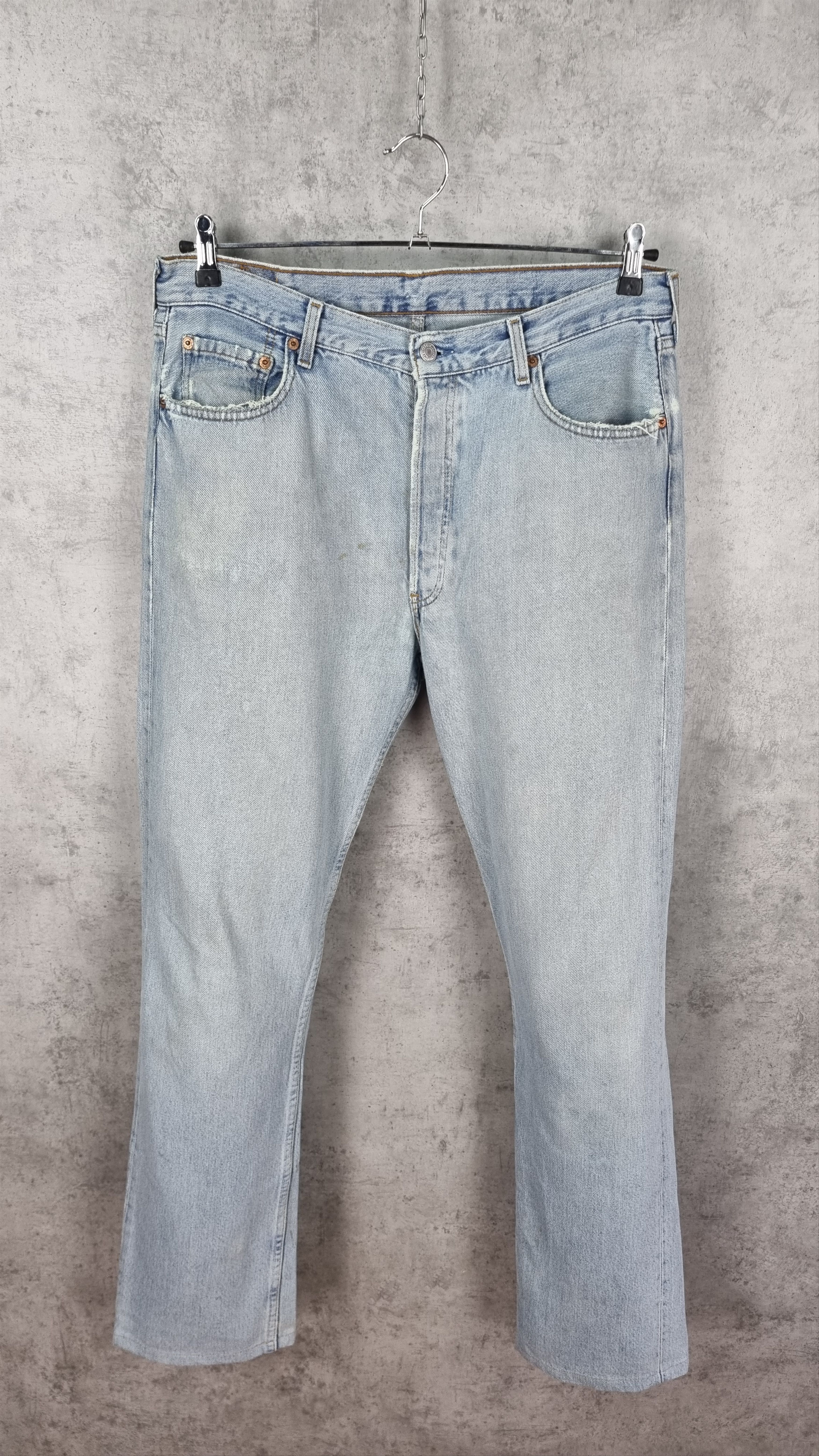 Levi's × Levi's Vintage Clothing × Vintage 1994 Vintage LEVIS 501 Dirty Distressed Jeans made in France Size US 33 - 7 Thumbnail