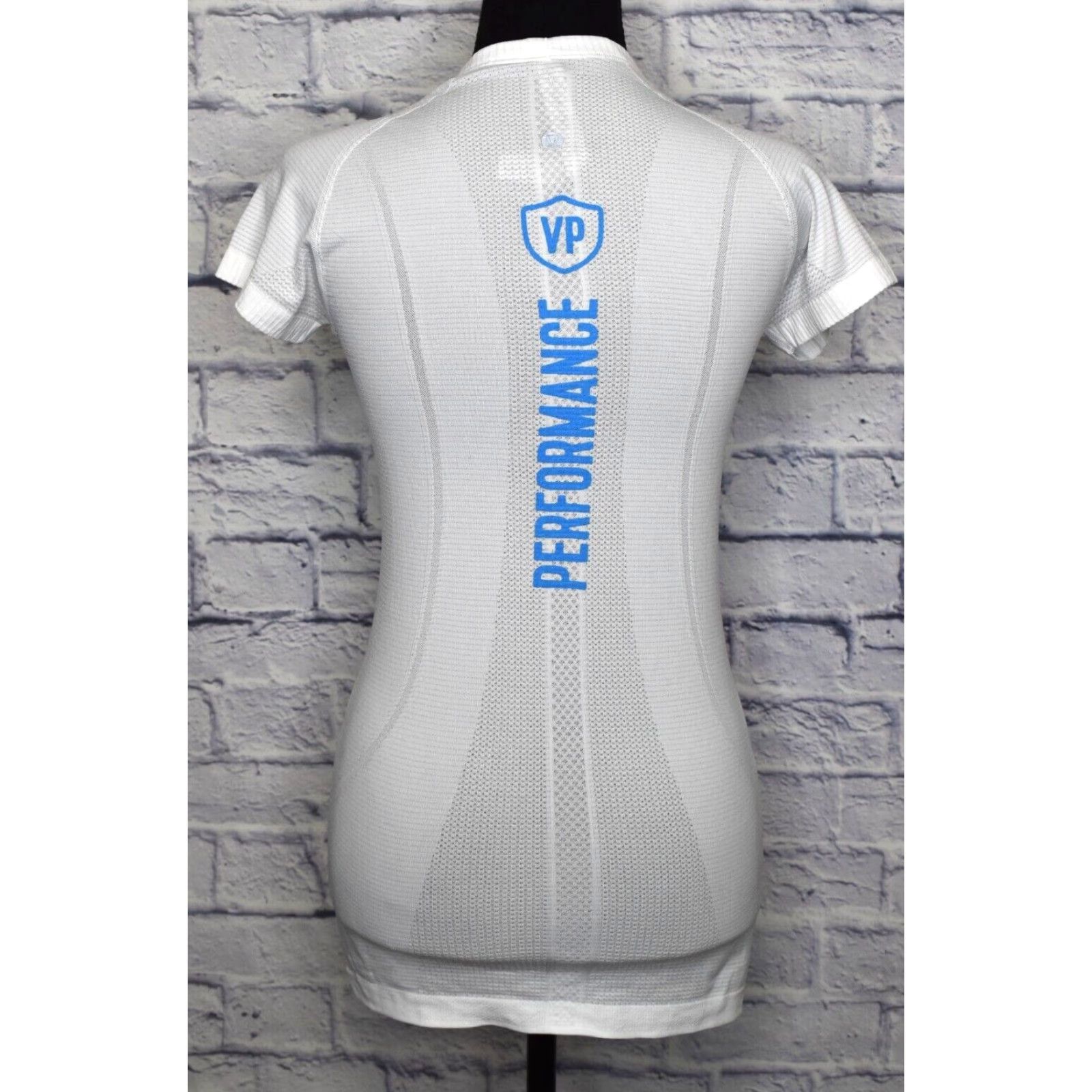 Lululemon Lululemon Short Sleeve Vital Performance Athletic Shirt Womens 2XS 6 White Size XXS / US 00 / IT 34 - 5 Thumbnail