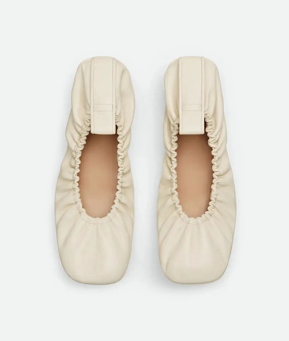 Bottega Veneta o1n1vont0126 Shore Ballerina in Sea Salt Size US 12 / IT 42 - 4 Thumbnail
