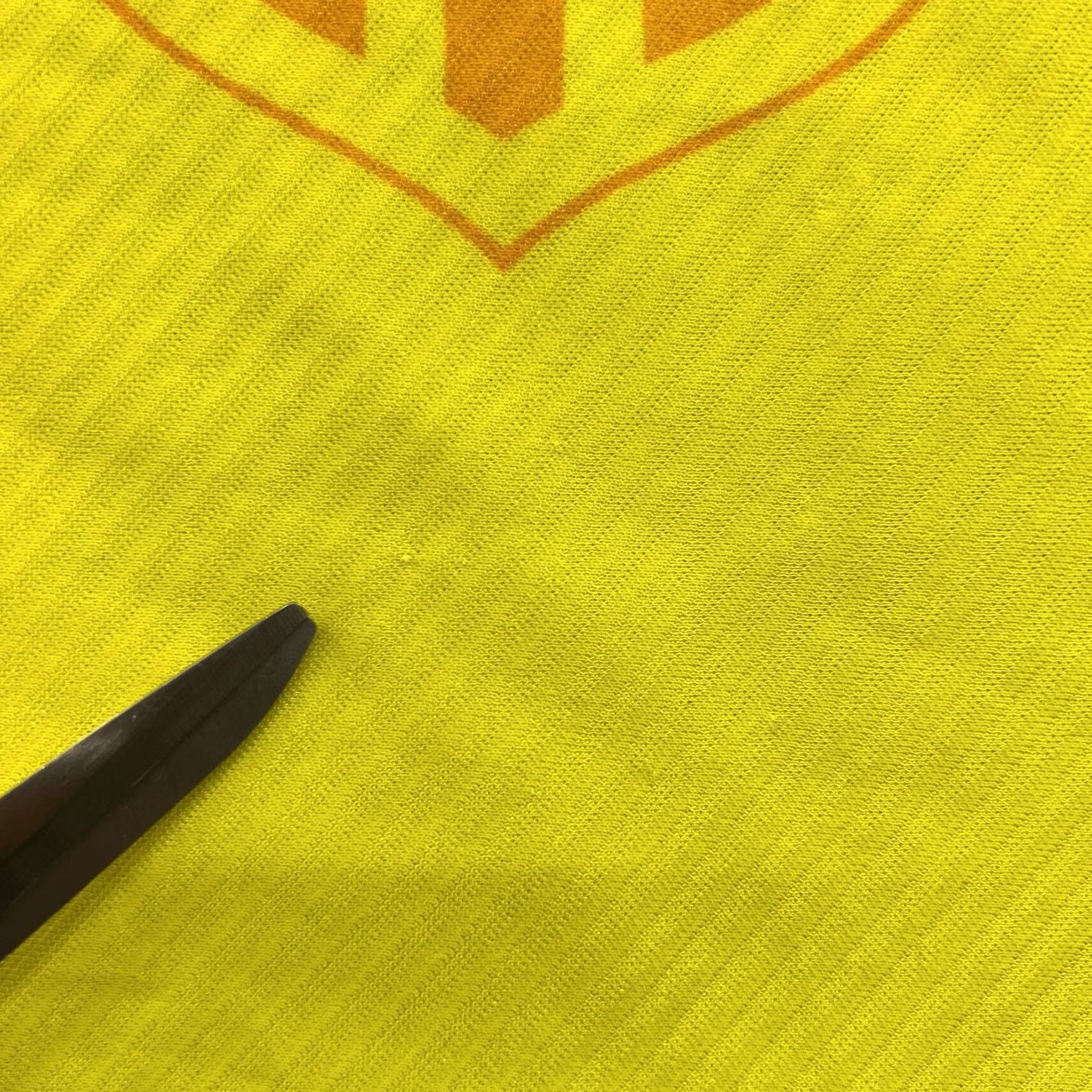 Umbro Umbro Shirt Brazil 1994 1996 Home Football Jersey Yellow Large Short Sleeve Jersey Mens PMID Size US L / EU 52-54 / 3 - 5 Thumbnail