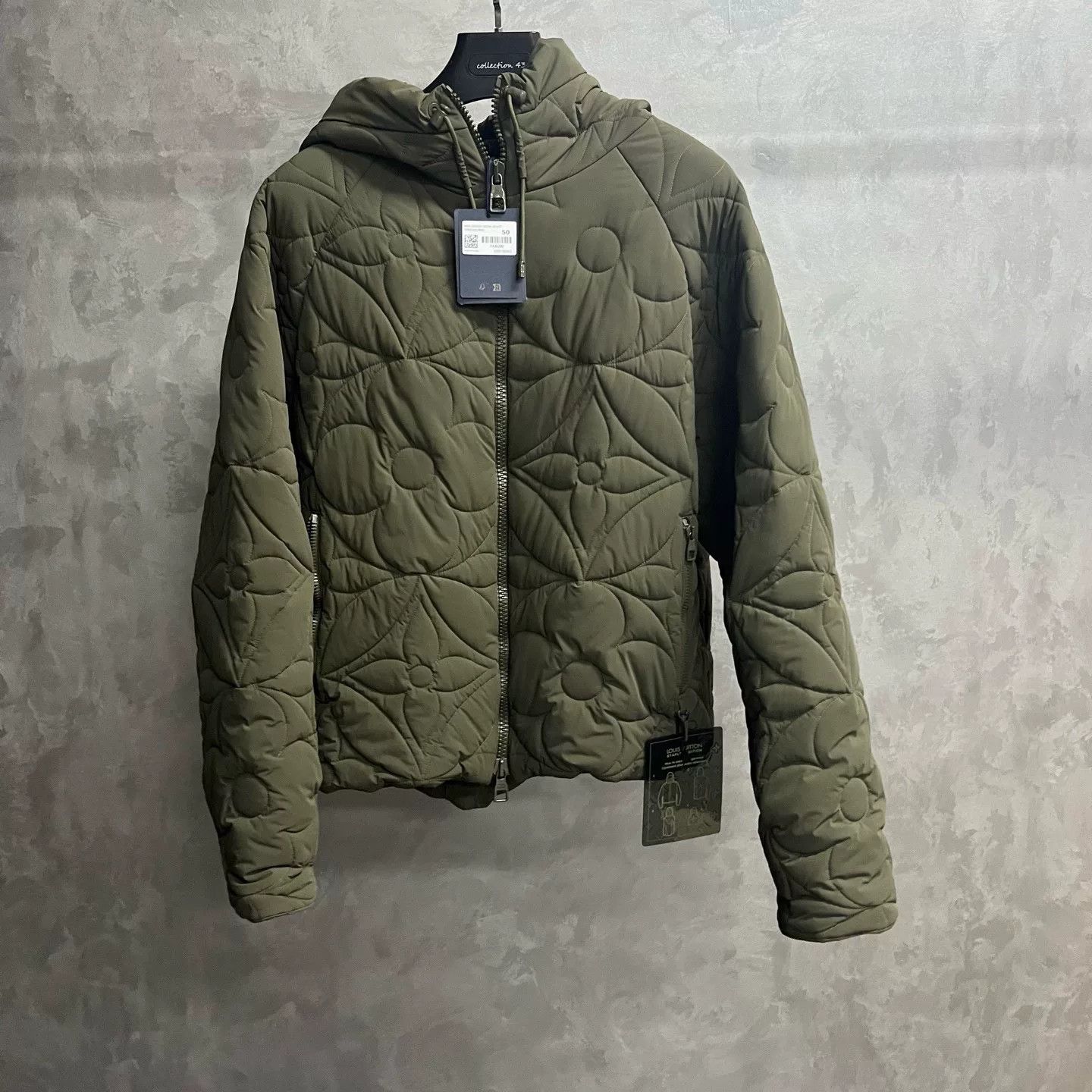 Louis Vuitton Louis Vuitton Floral Green Light Jacket s Men Size US S / EU 44-46 / 1 - 1 Thumbnail