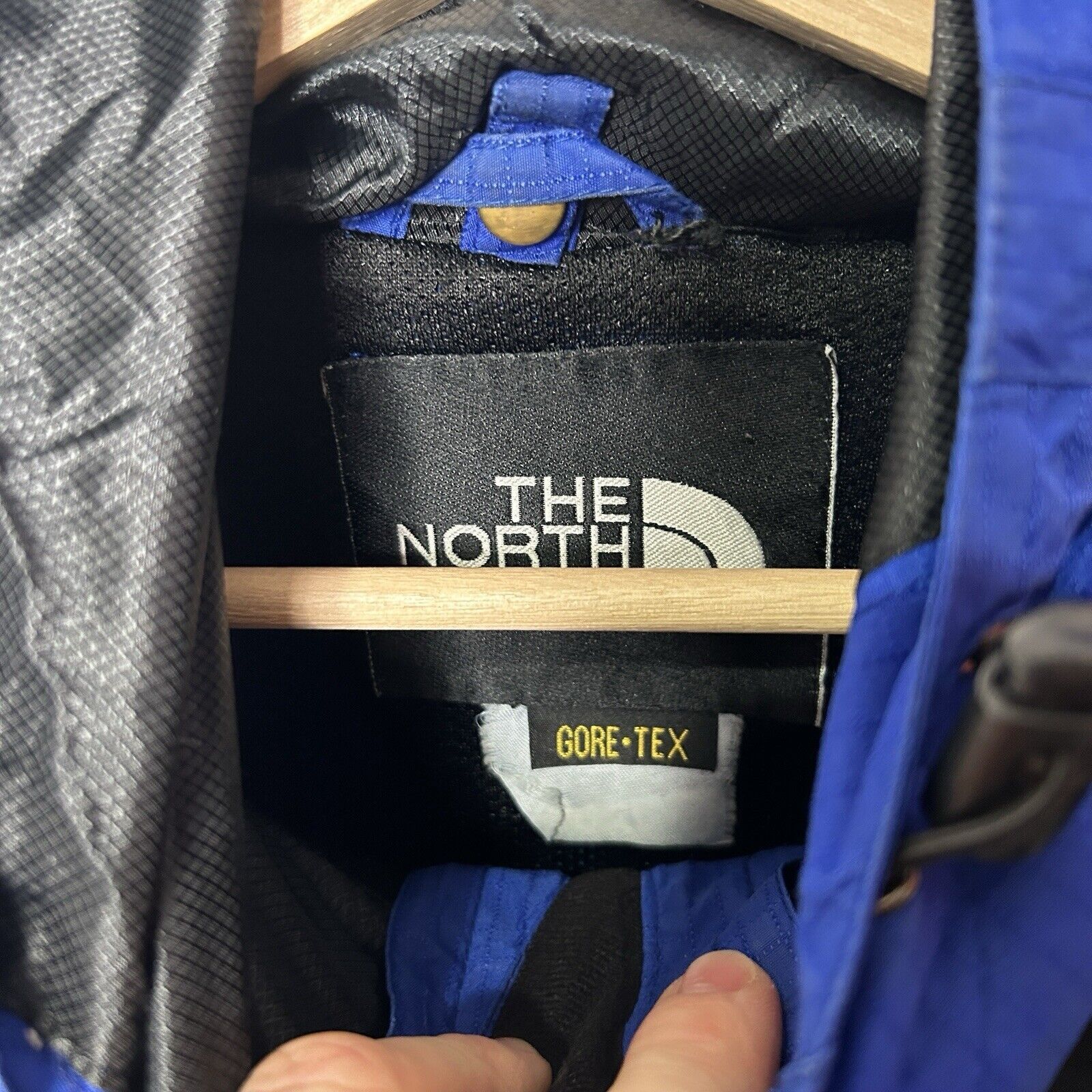 The North Face Vintage The North Face Gore-Tex XCR Summit Jacket “Blue" Size US XL / EU 56 / 4 - 4 Thumbnail
