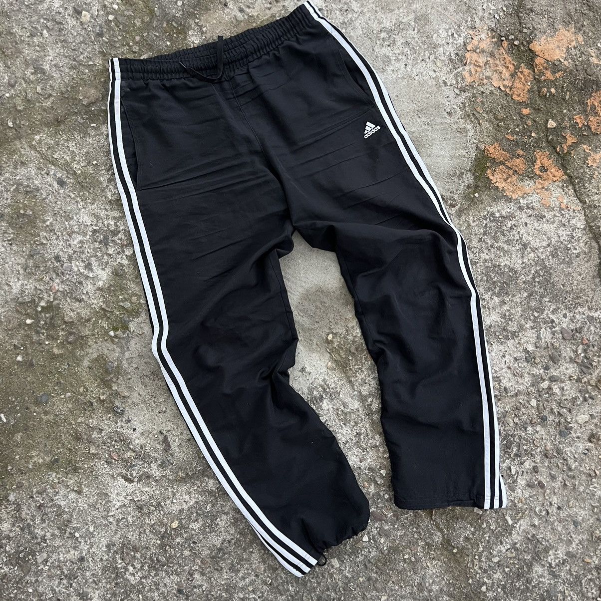 Adidas × Vintage Vintage sweatpants Adidas 90s 3 stripes (size M) Size US 32 / EU 48 - 2 Thumbnail