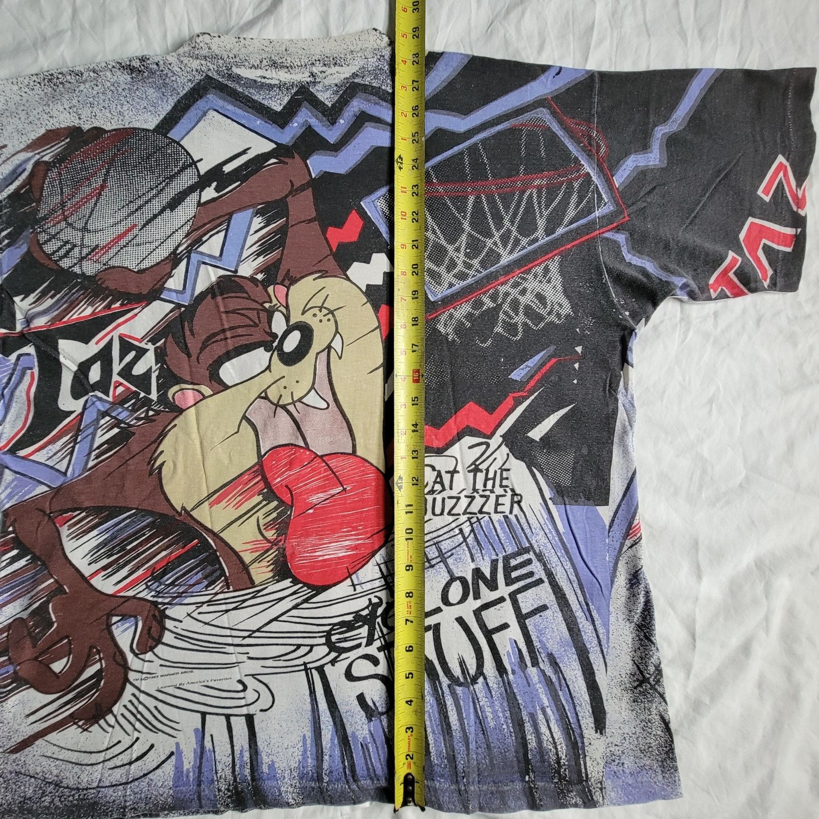 Gildan Taz Looney Tunes Basketball Cyclone Stuff AOP T-Shirt Size US XL / EU 56 / 4 - 11 Thumbnail