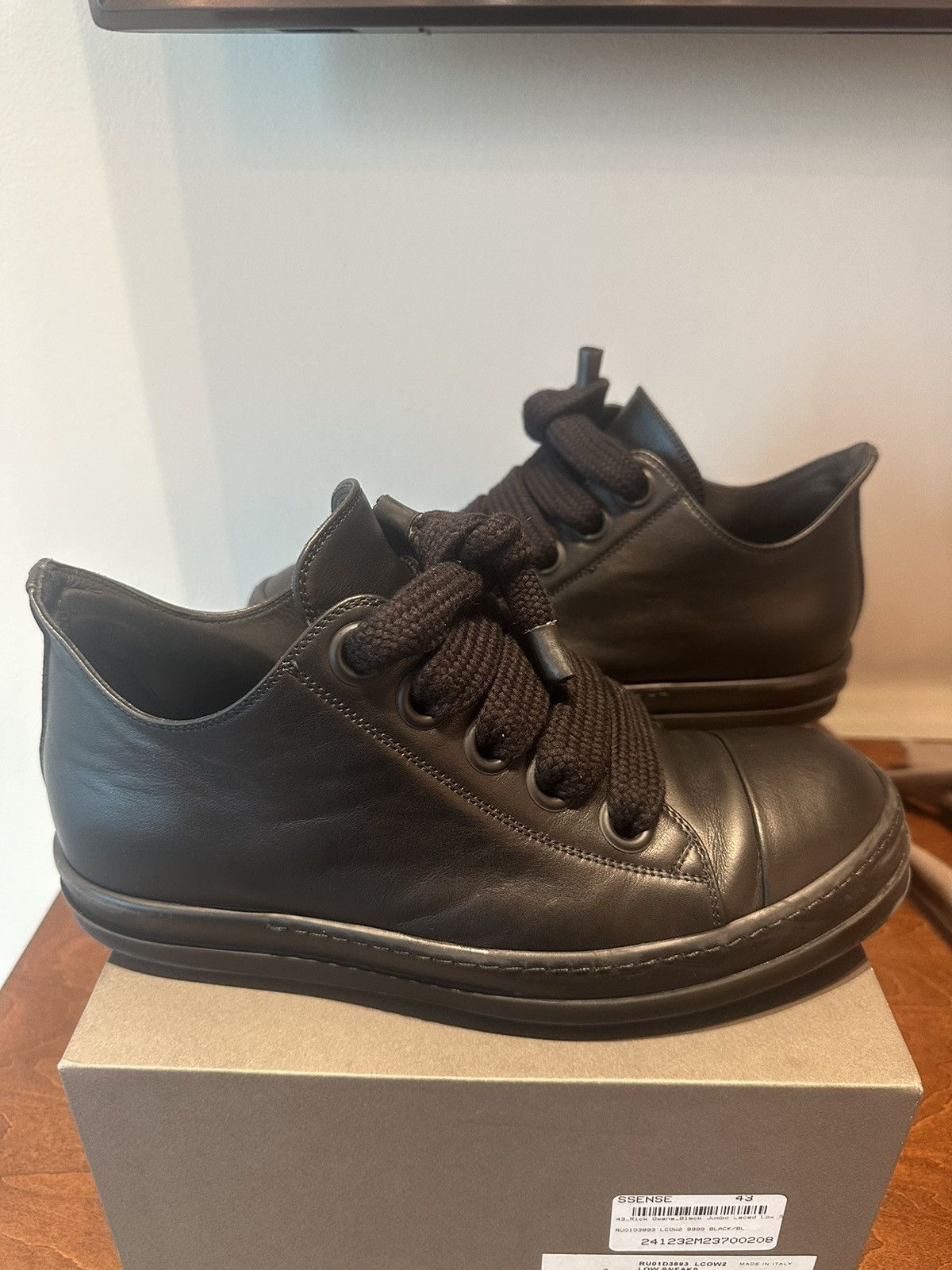 Rick Owens RICK OWENS Black Jumbo Laced Low Sneakers size 43/ 10US 