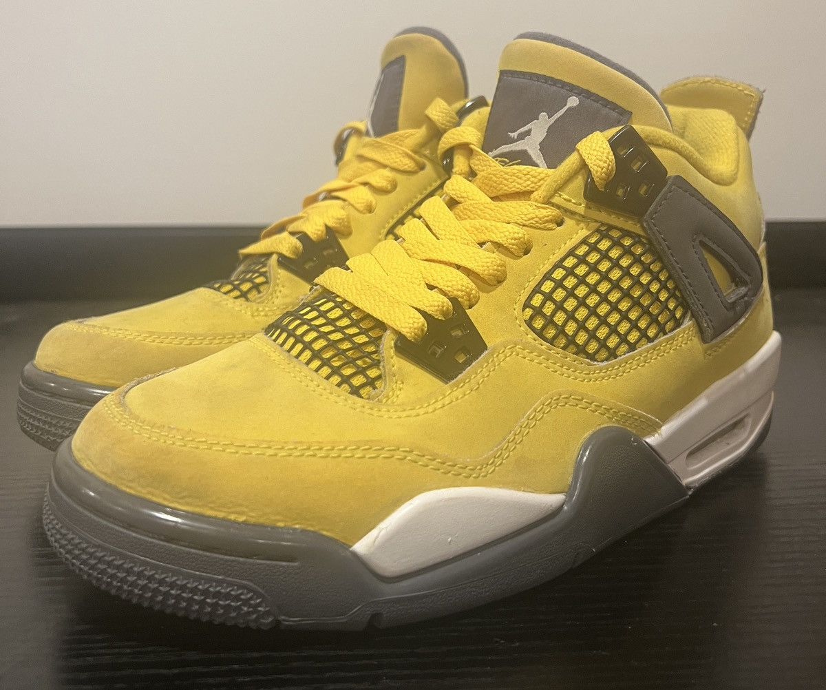 Nike SIZE 6 MEN - Jordan 4 Tour Yellow 2021 Size US 6 / EU 39 - 1 Thumbnail