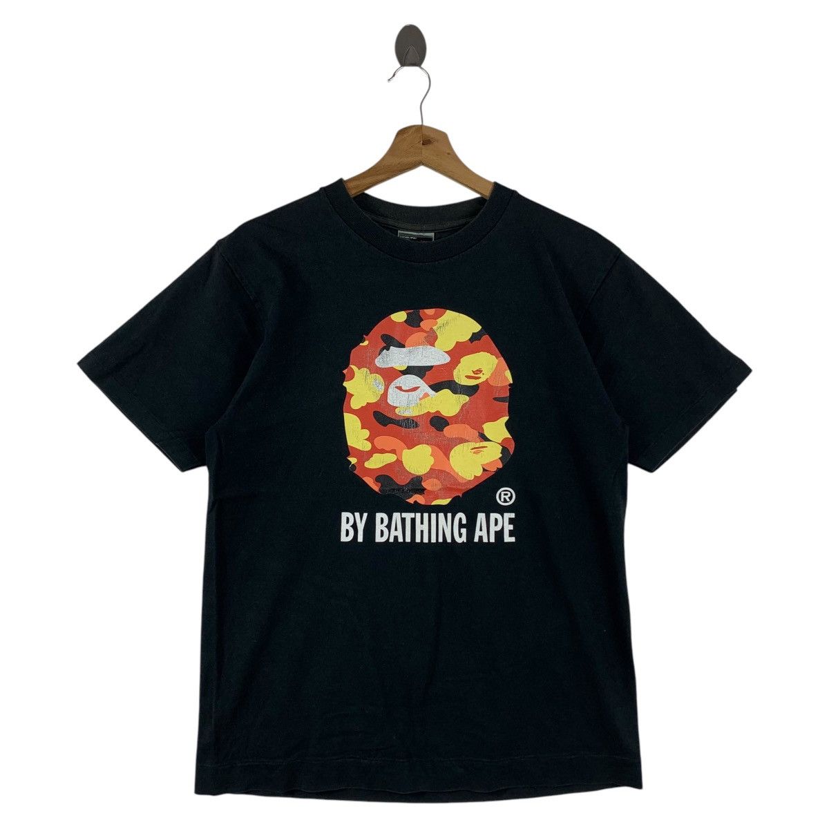 Bape Vintage BAPE "By Bathing Ape" Fire Camo Ape Head Logo Tee Size US M / EU 48-50 / 2 - 1 Thumbnail