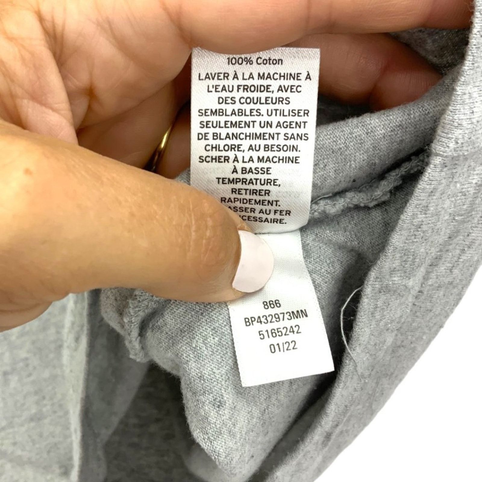 BP. BP 100% Cotton Grey Solid Cotton Crewneck T-Shirt Small Size US S / EU 44-46 / 1 - 4 Thumbnail
