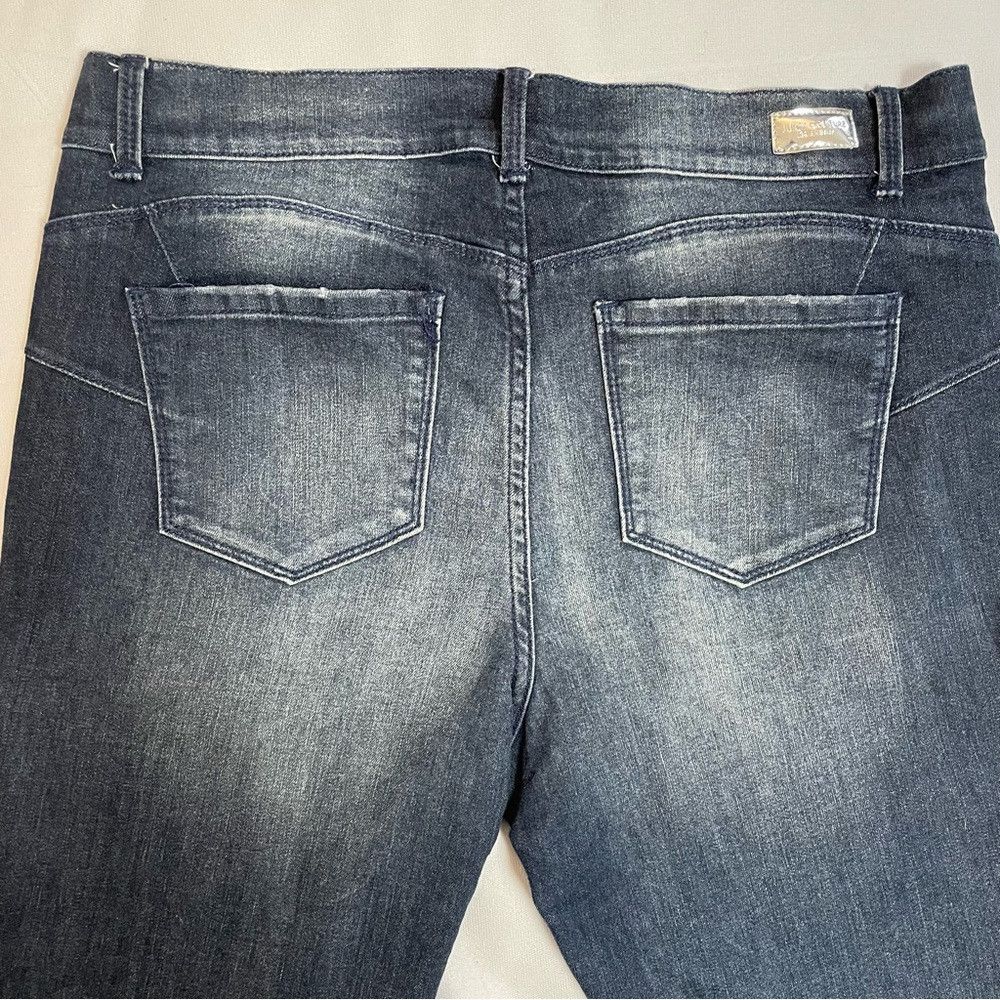 Juicy Couture Jeans Juicy Couture Studded Rhinestones Distressed Cropped Jeans Size 34" / US 12 / IT 48 - 8 Thumbnail