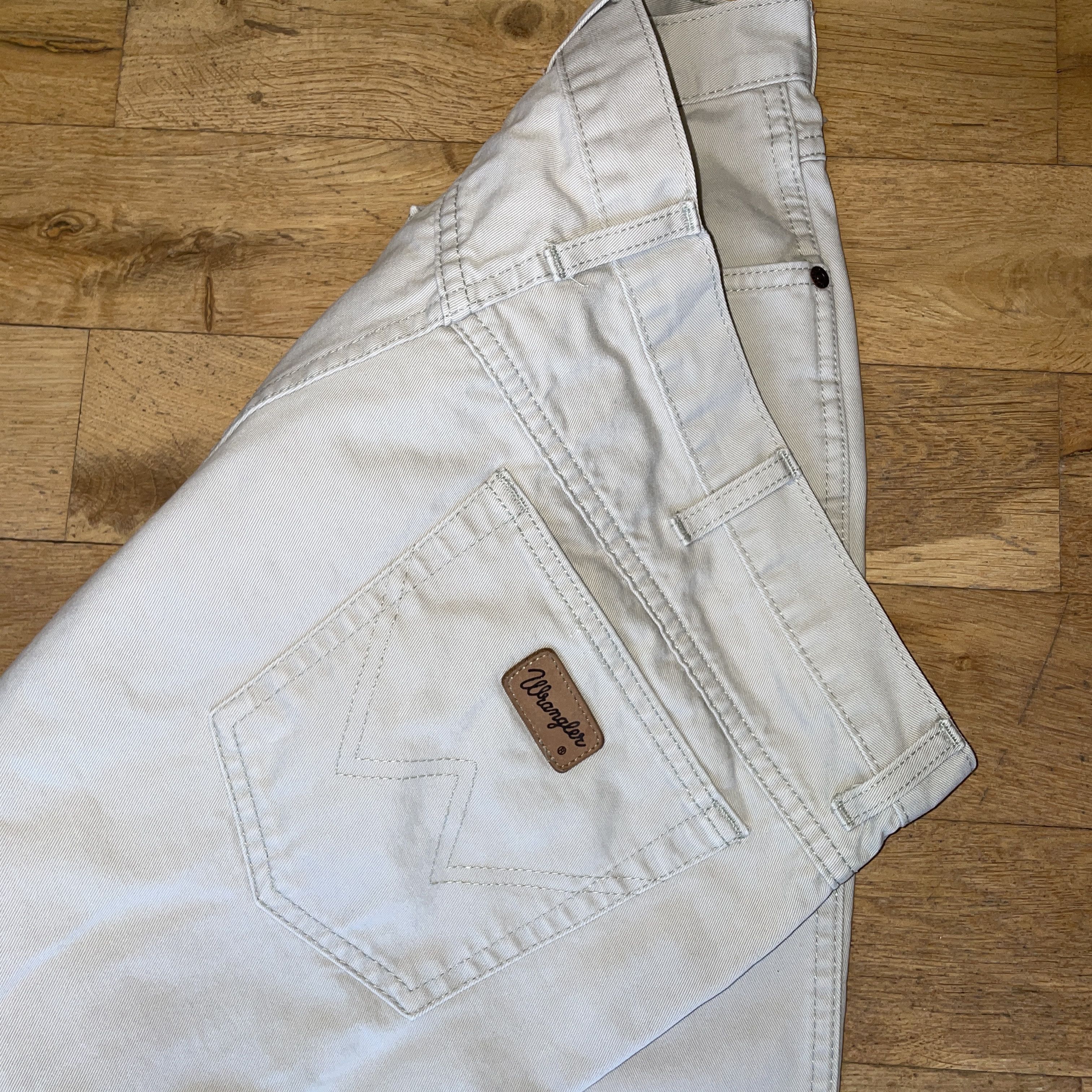 Wrangler Wrangler Men's Fashionable Jeans Classic W 38 L 32 Size US 38 / EU 54 - 2 Thumbnail