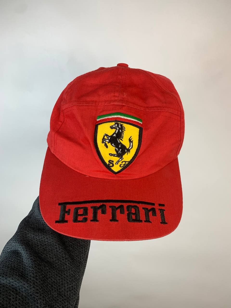 Ferrari × Vintage Vintage streetwear racing Ferrari cap red Size ONE SIZE - 1 Thumbnail