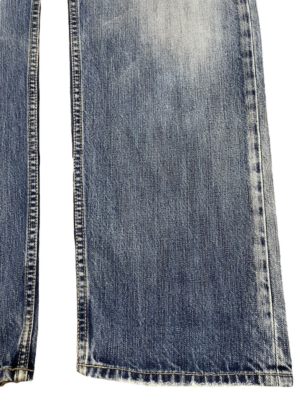 Jun Takahashi Vintage Japanese Brand Blue Faded Wash Style Loose Jeans Size US 34 / EU 50 - 8 Thumbnail