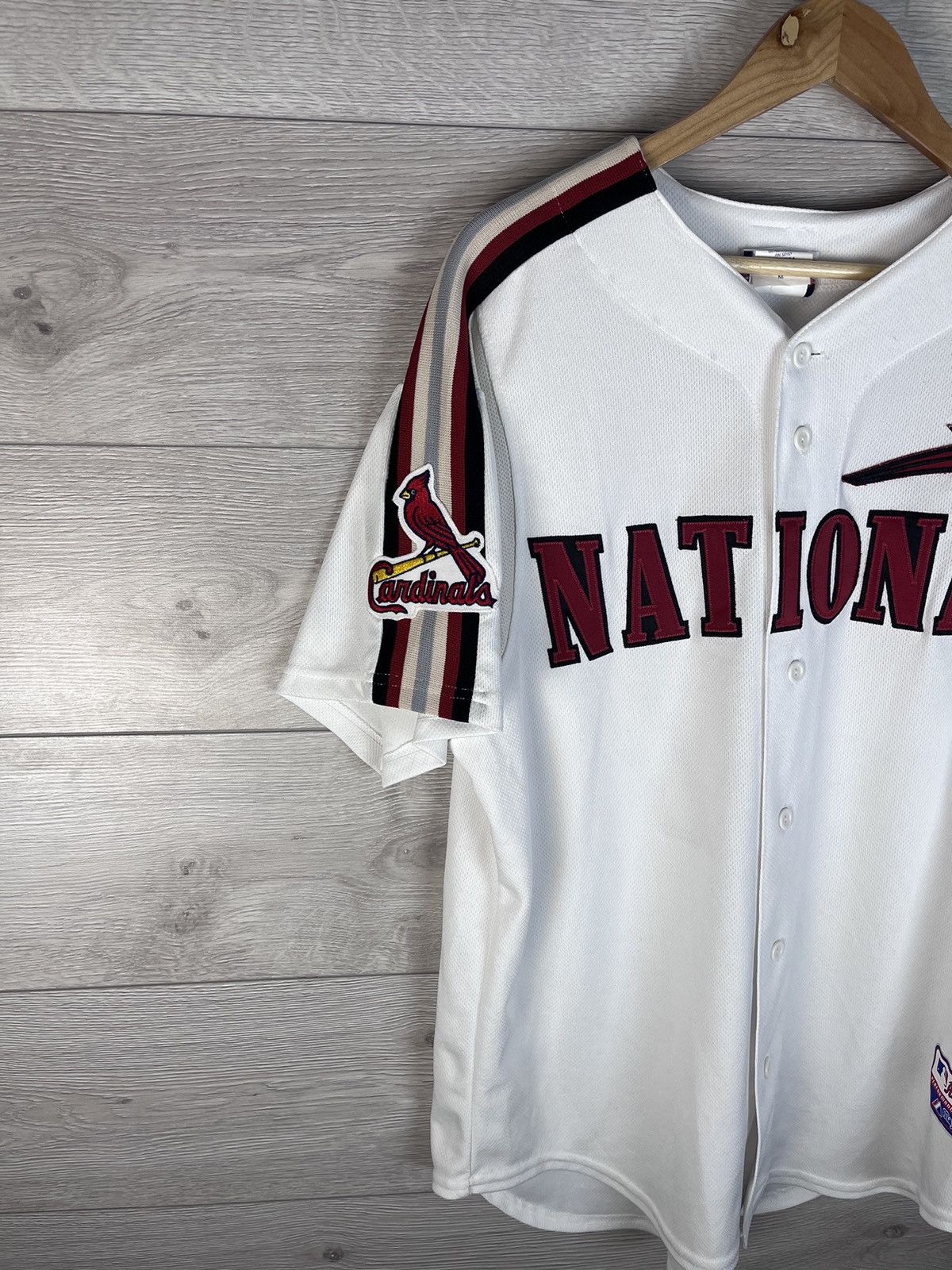 Majestic Vintage men’s jersey Majestic Athletic National Cardinal #27 Size US M / EU 48-50 / 2 - 3 Thumbnail
