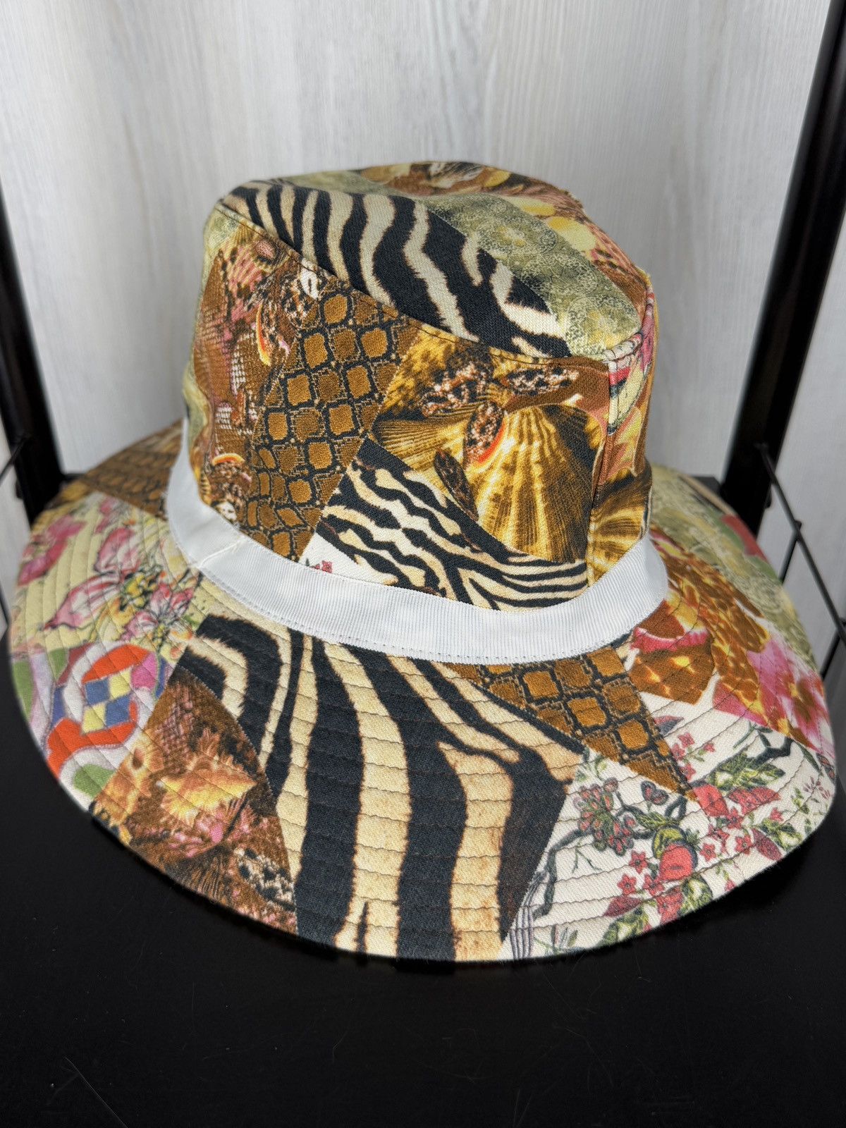 Just Cavalli Just Cavalli VTG Y2K Bucket Summer Hat with animal print Size ONE SIZE - 9 Thumbnail