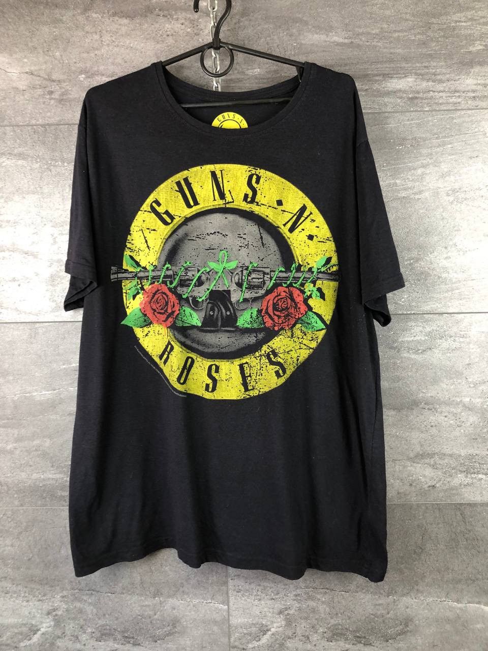 Band Tees × Guns N' Roses × Vintage Vintage Mens Guns N Roses Tee T-Shirt Big Logo Size US XL / EU 56 / 4 - 1 Thumbnail