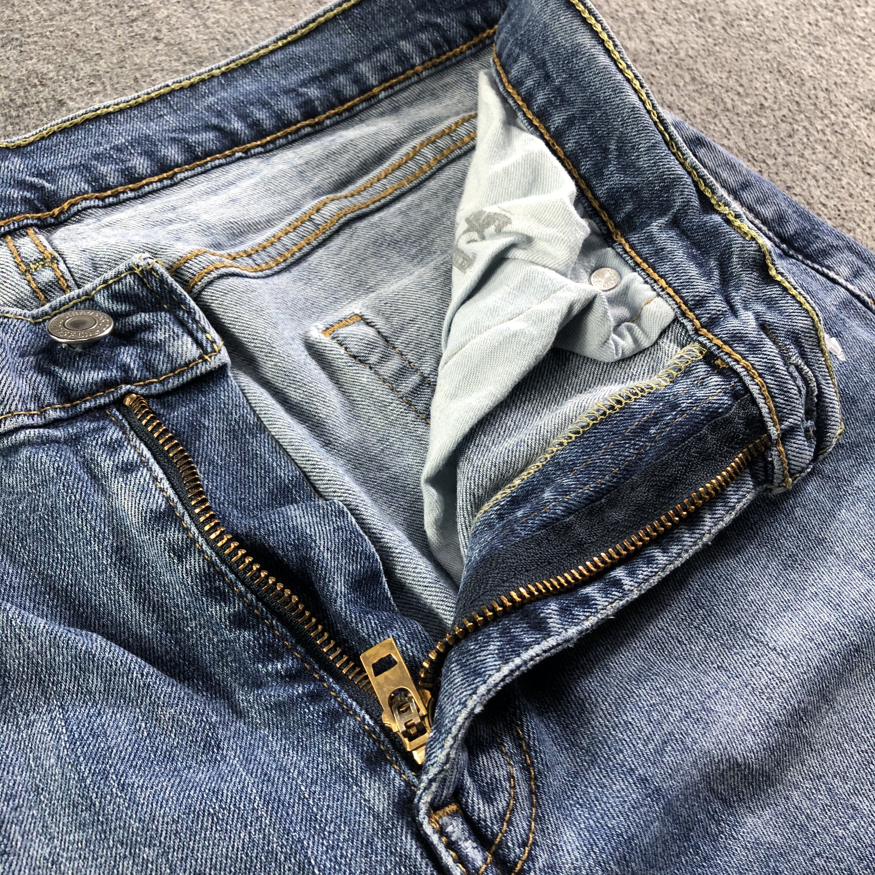 Levi's Vintage Blue Wash Levis 514 Jeans-J3543 Size US 32 / EU 48 - 9 Thumbnail