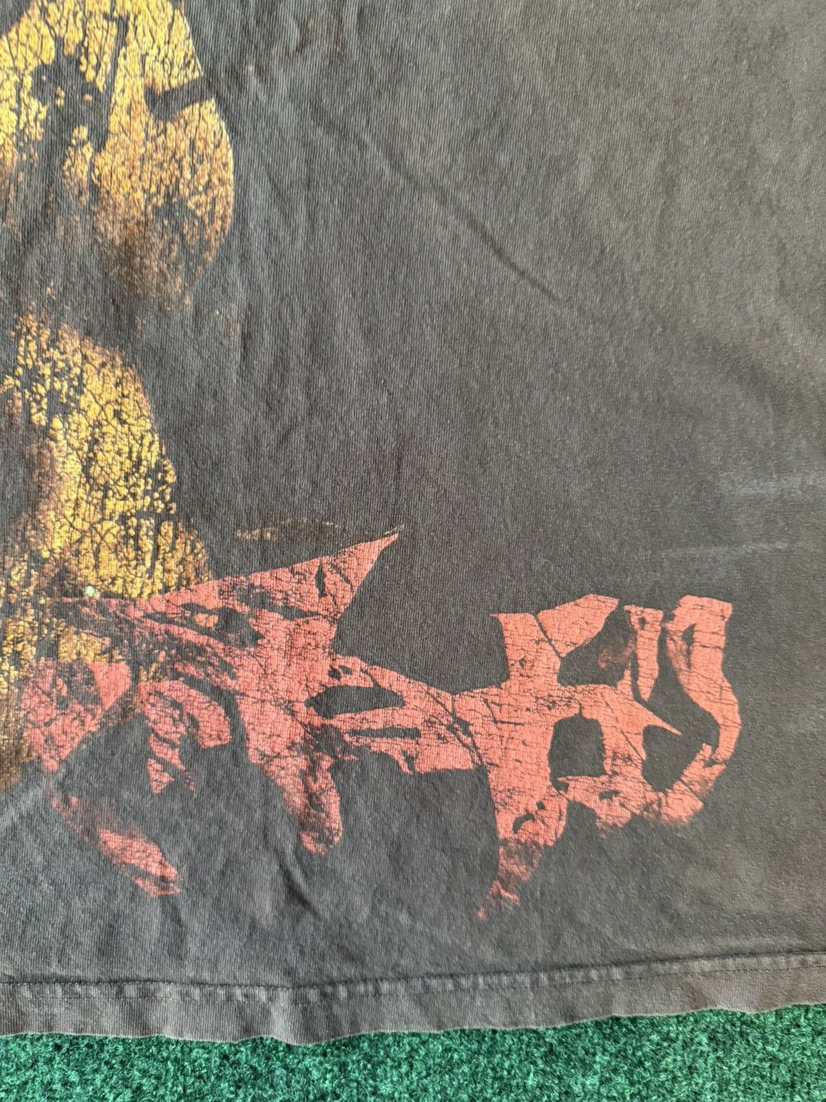 Travis Scott USED TRAVIS SCOTT CACTUS JACK UTOPIA VIP TEE SIZE XL Size US XL / EU 56 / 4 - 14 Thumbnail