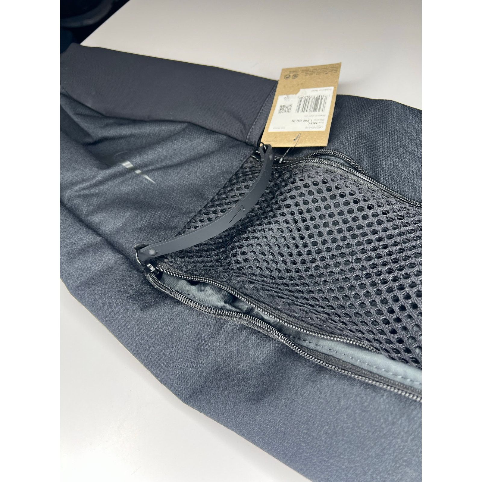Nike Nike Yoga Mat Bag Black Dark Grey Mesh Water Bottle Holder Size ONE SIZE - 5 Thumbnail