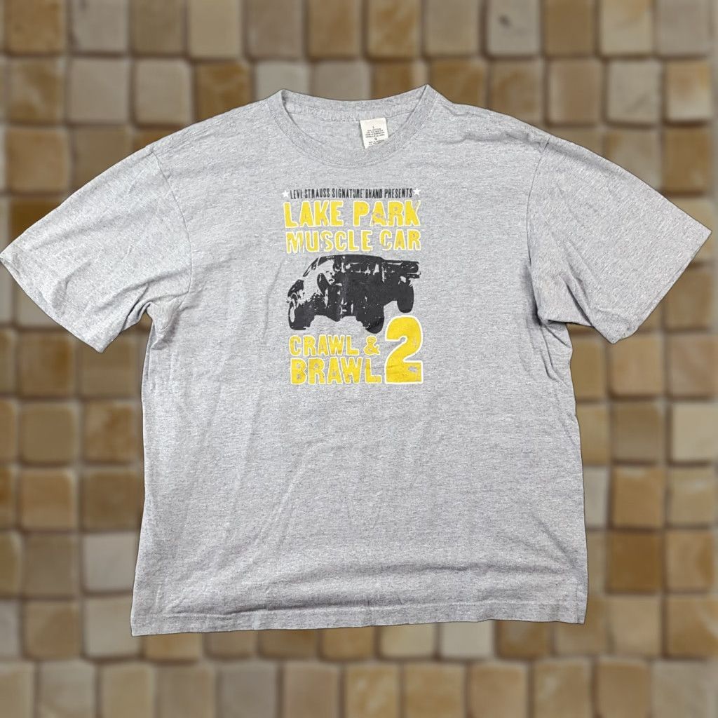Levi's VINTAGE Levi's Muscle Car T-Shirt Large Gray Retro Short Sleeve 90s Auto Show Mens Size US L / EU 52-54 / 3 - 1 Thumbnail