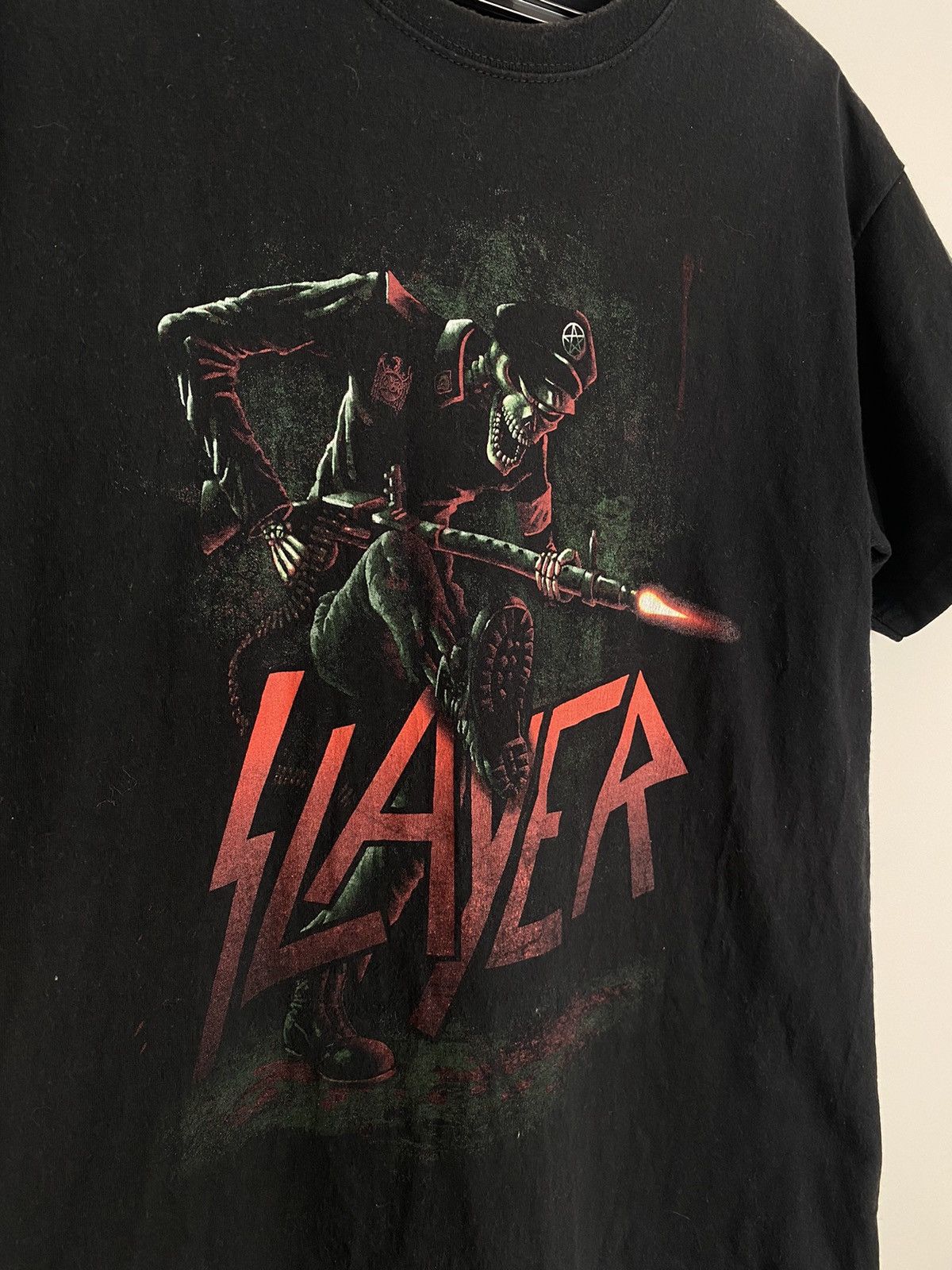 Band Tees × Slayer × Vintage Slayer tour tee 2007 skull soldier y2k alternative opium Size US L / EU 52-54 / 3 - 4 Thumbnail