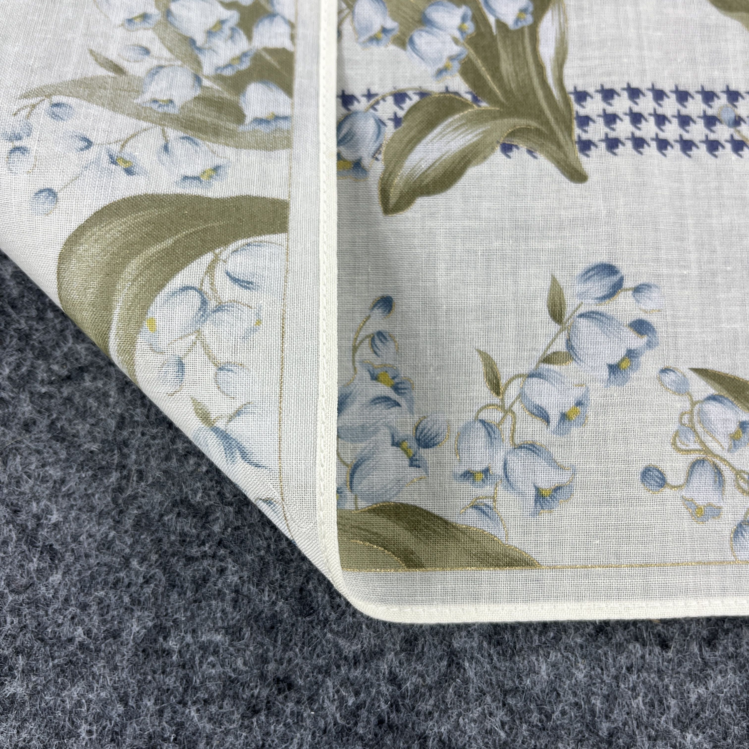 Hanae Mori × Japanese Brand Hanae Mori Bandana / Handkerchief / Neckerchief B417 Size ONE SIZE - 7 Thumbnail