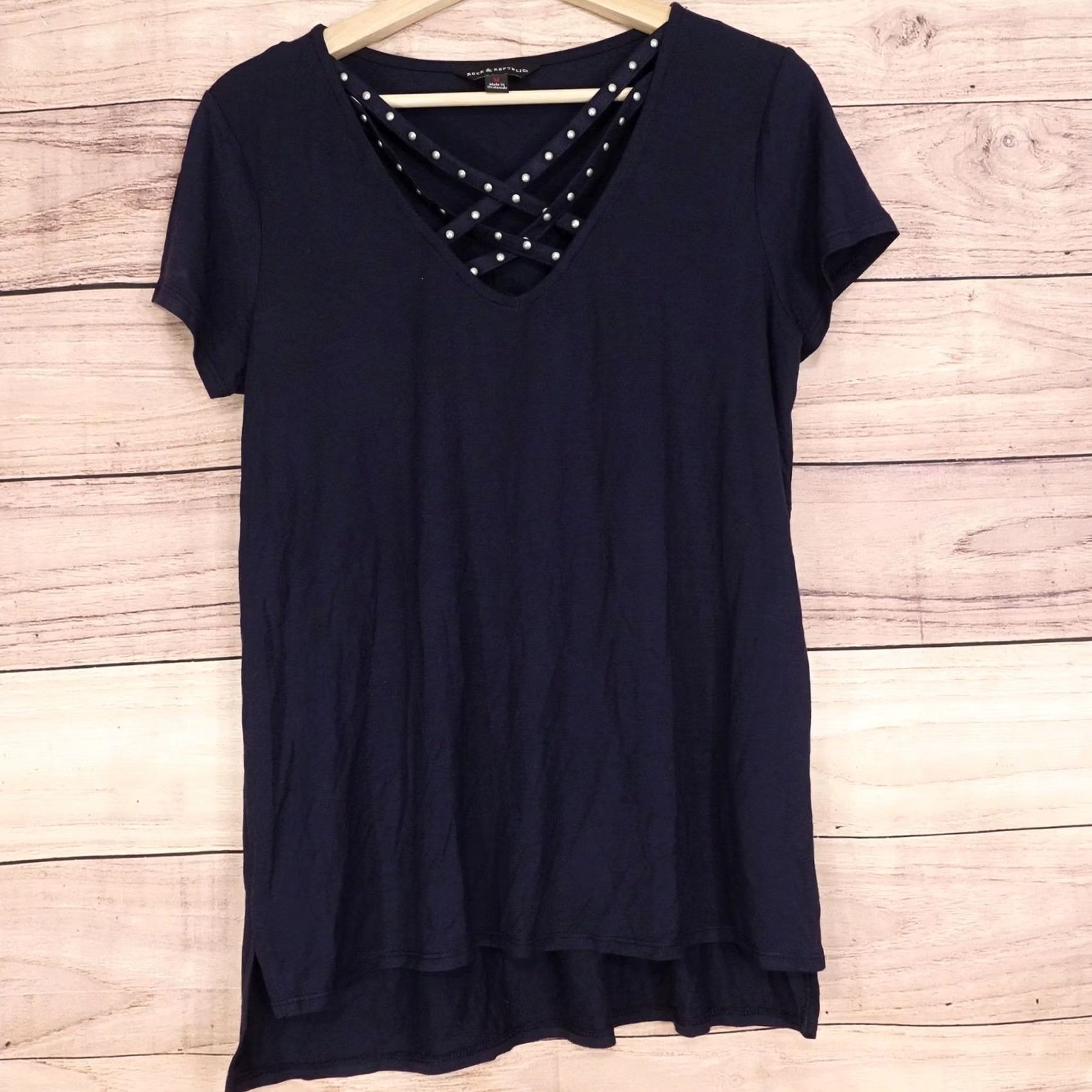 Vintage Rock & Republic Shirt Womens M Blue Tunic V-Neck Studded Strap Casual Stretch Size M / US 6-8 / IT 42-44 - 2 Thumbnail