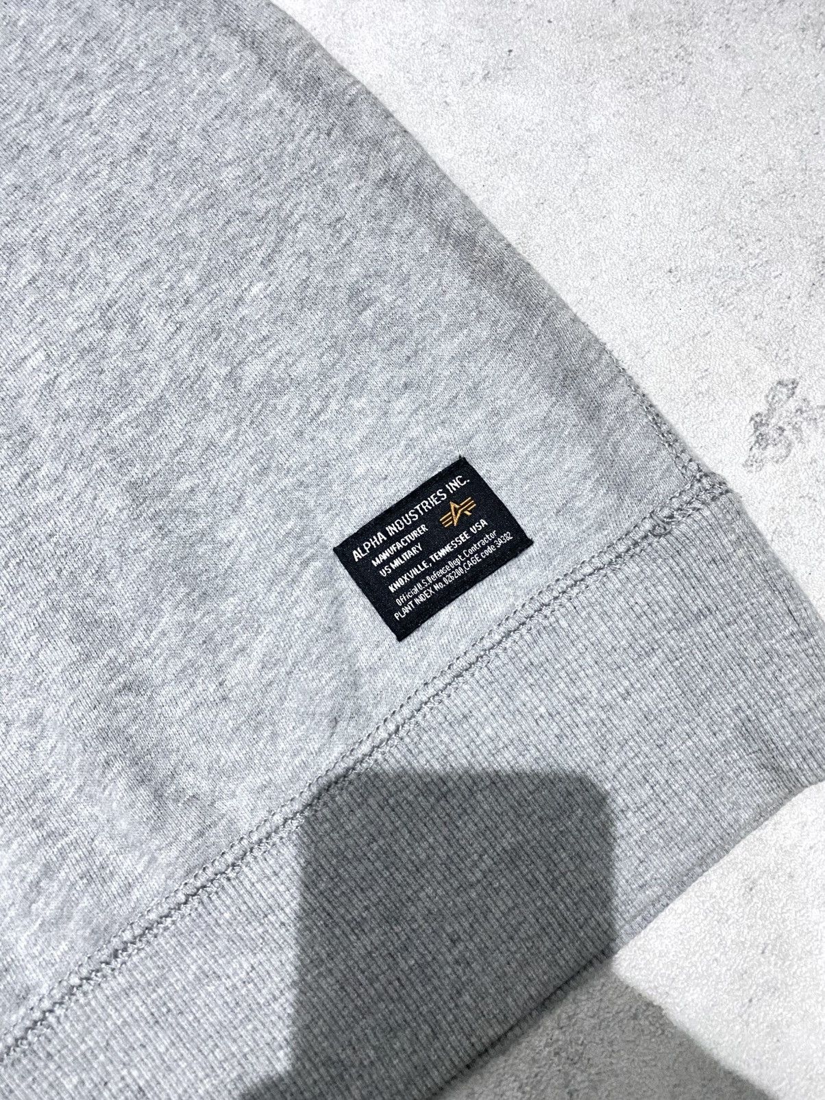 Alpha Industries Alpha Industries US Military Pocket Sweatshirt Size US L / EU 52-54 / 3 - 5 Thumbnail