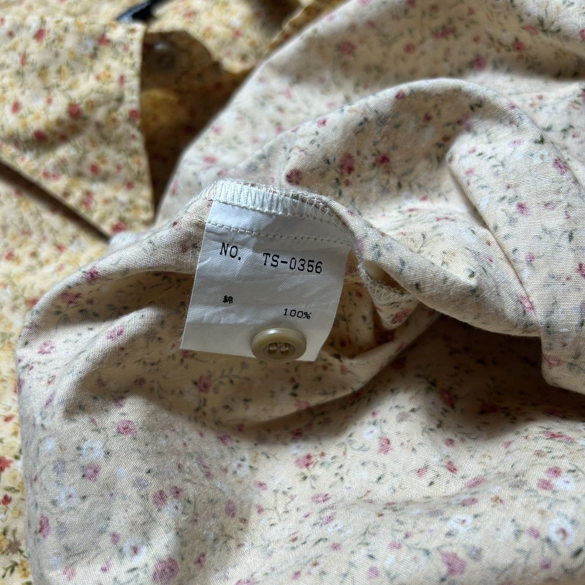 Tornado Mart Tornado Mart Flowers Monogram Button Up Shirt Size M / US 6-8 / IT 42-44 - 5 Thumbnail