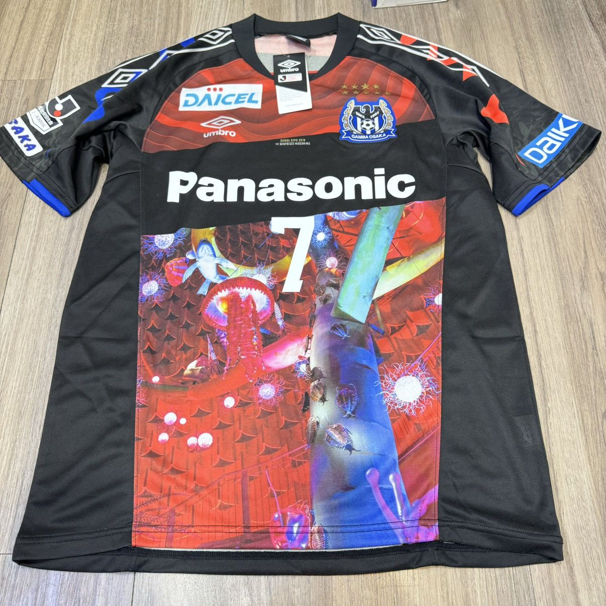 Umbro Osaka Gamba 2018 special edition jersey #7 Endo (Bnwt) Size US M / EU 48-50 / 2 - 1 Thumbnail
