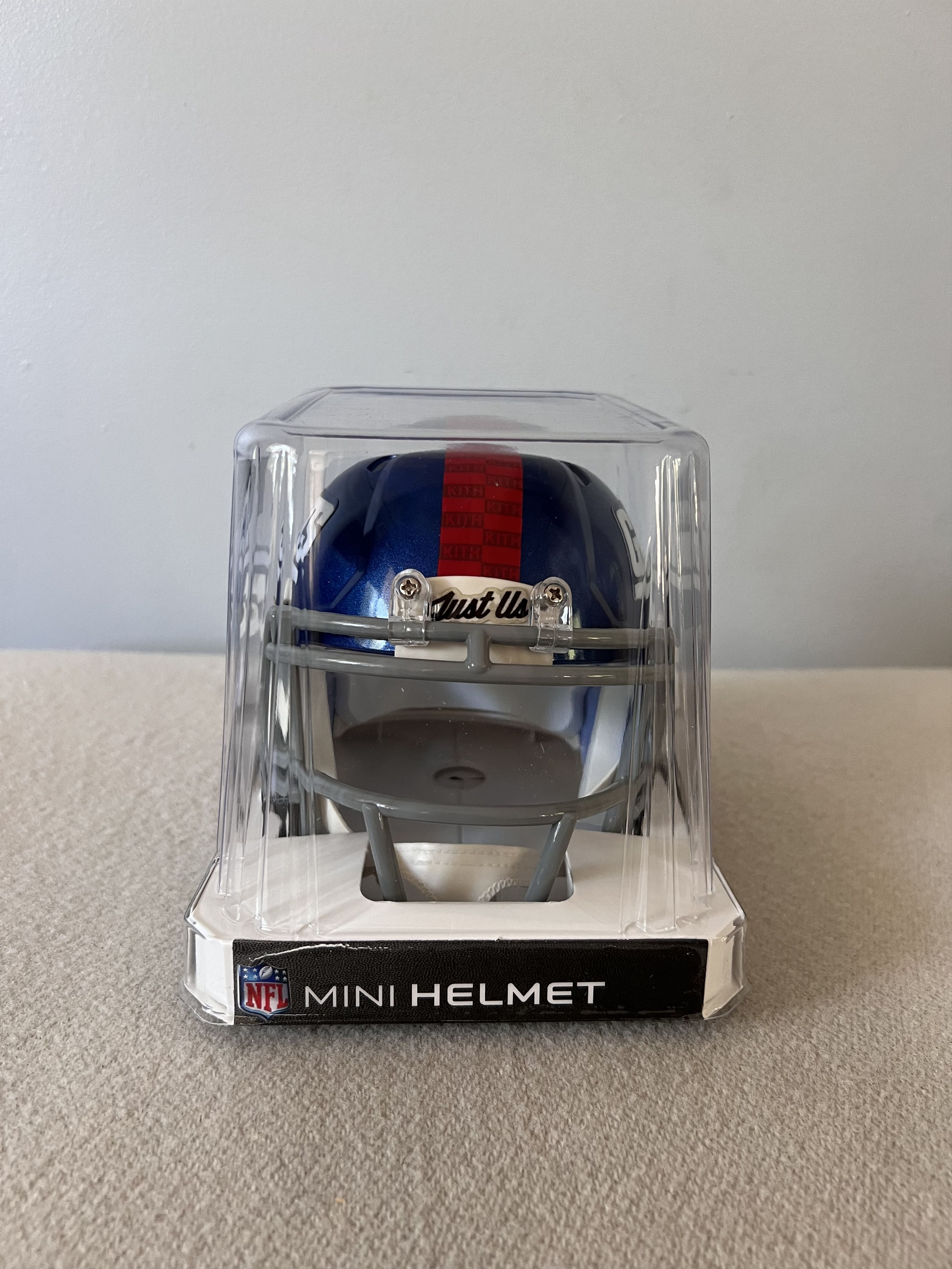 Kith × NFL Kith Riddell New York Giants Mini Helmet Size ONE SIZE - 4 Thumbnail
