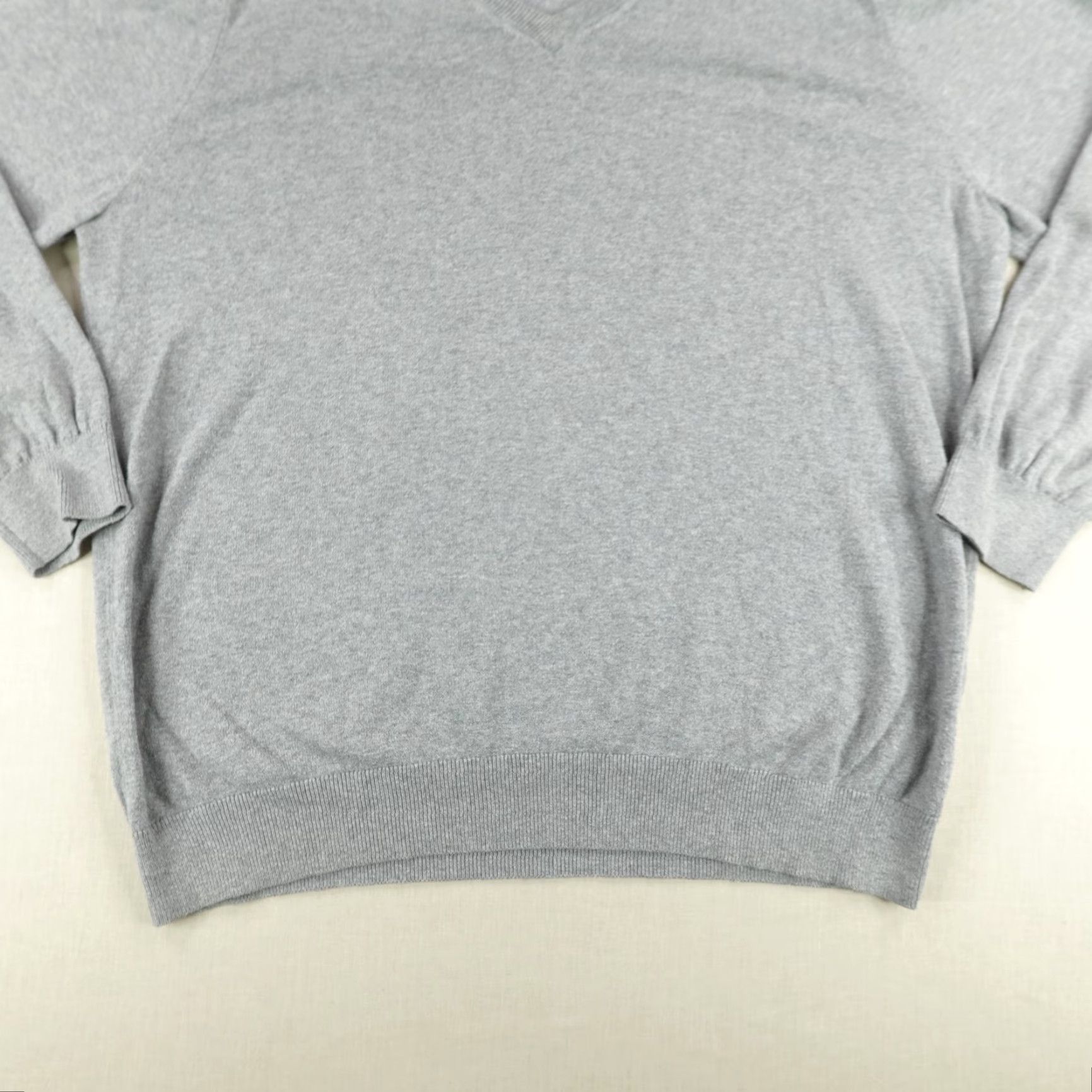 Vintage VINTAGE LL Bean Sweater Men XL Tall Gray V-Neck Cotton Cashmere Blend Sunwashed Textured Knit Pullover Regular Big & Tall Mens Girls? Size US XL / EU 56 / 4 - 3 Thumbnail
