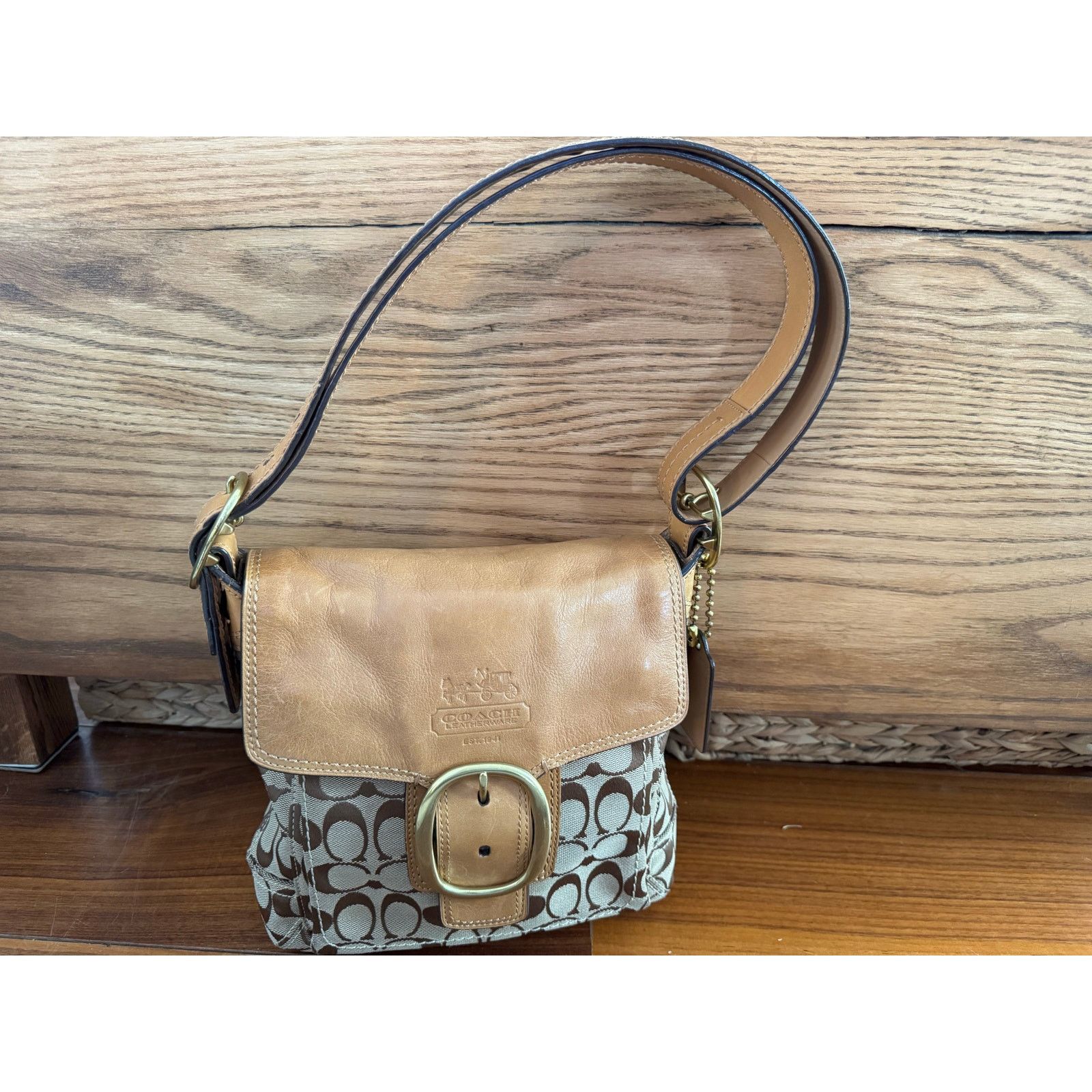 Coach Excellent condition Coach Vintage Bleecker Legacy Canvas Size ONE SIZE - 10 Thumbnail