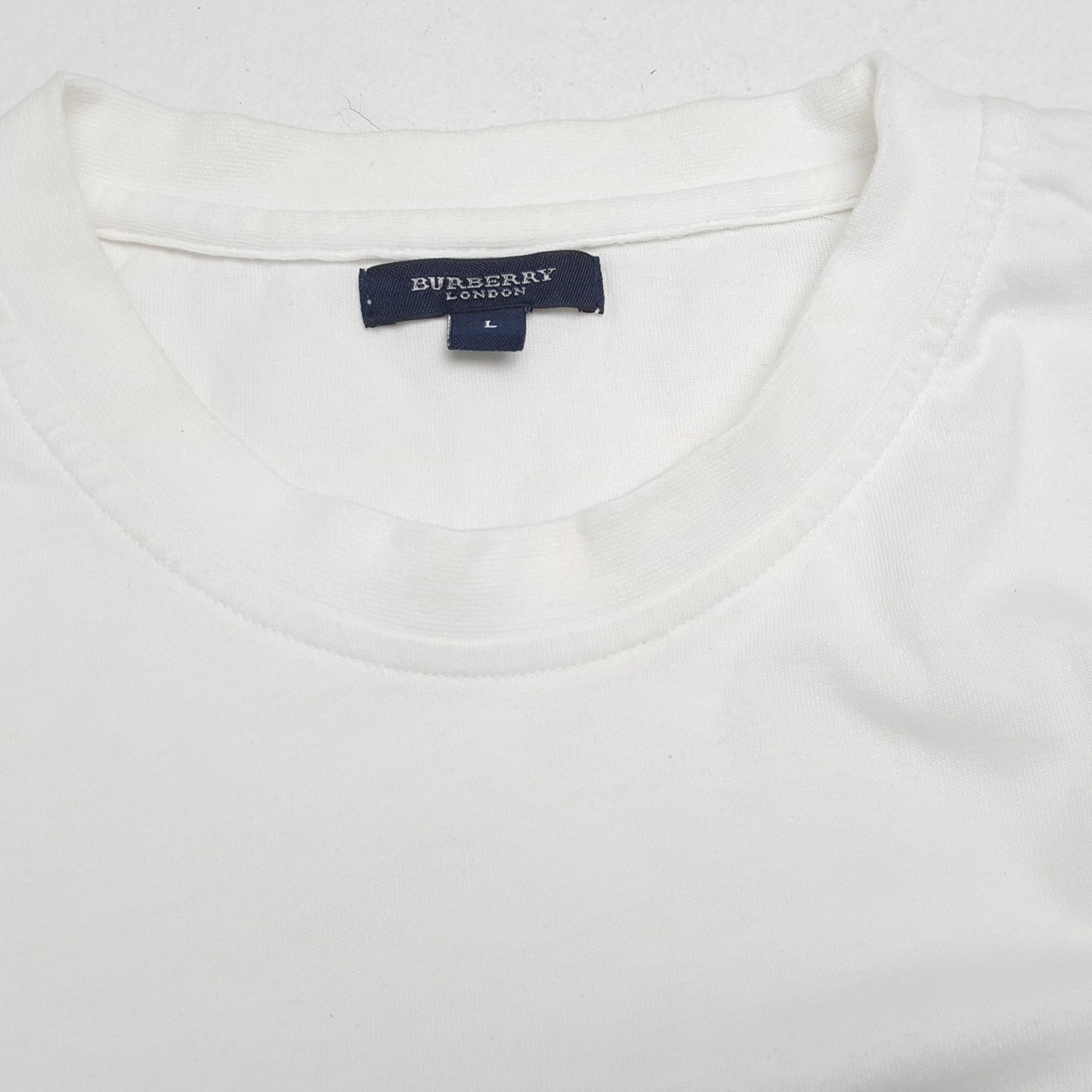 Burberry × Vintage BURBERRY LONDON Fashion Style Embroidery Spellout Tshirt Size US L / EU 52-54 / 3 - 6 Thumbnail