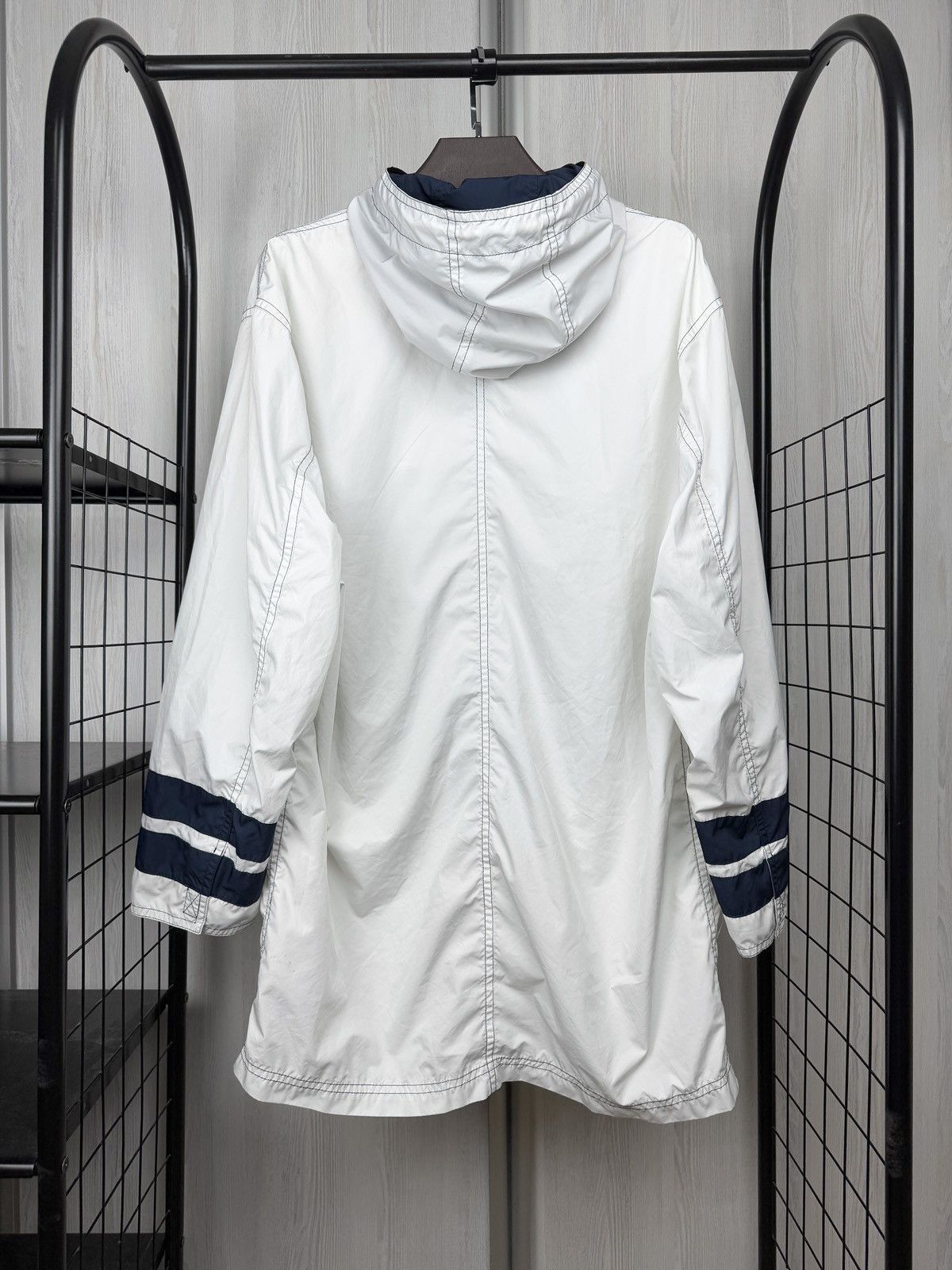 Versace Versace Sport vintage 90s nylon white striped light jacket Size US XL / EU 56 / 4 - 8 Thumbnail