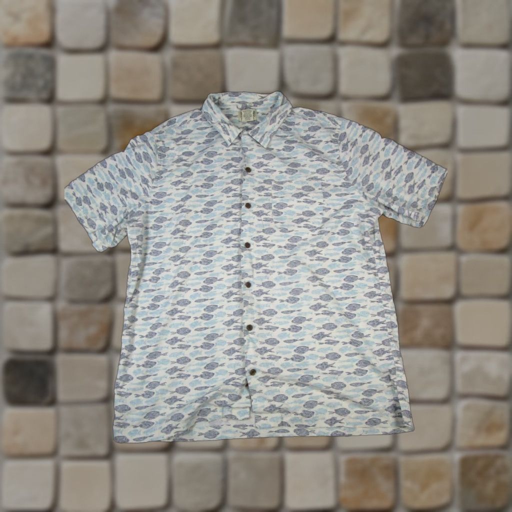 Vintage L.L.Bean Shirt Men Large Blue White Cotton Button-Up Fish Pattern Short Sleeve Collared Button-Down Mens Size US L / EU 52-54 / 3 - 1 Thumbnail