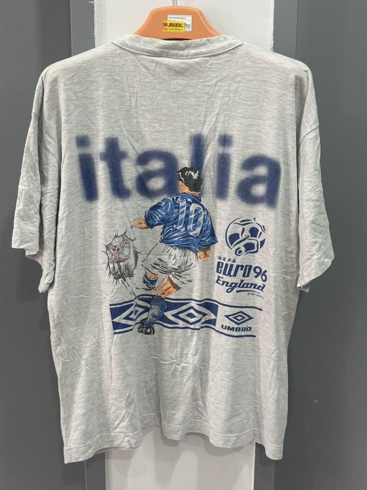 Umbro vintage UMBRO - euro eufa 1996 england italia tshirt Size US XL / EU 56 / 4 - 8 Thumbnail