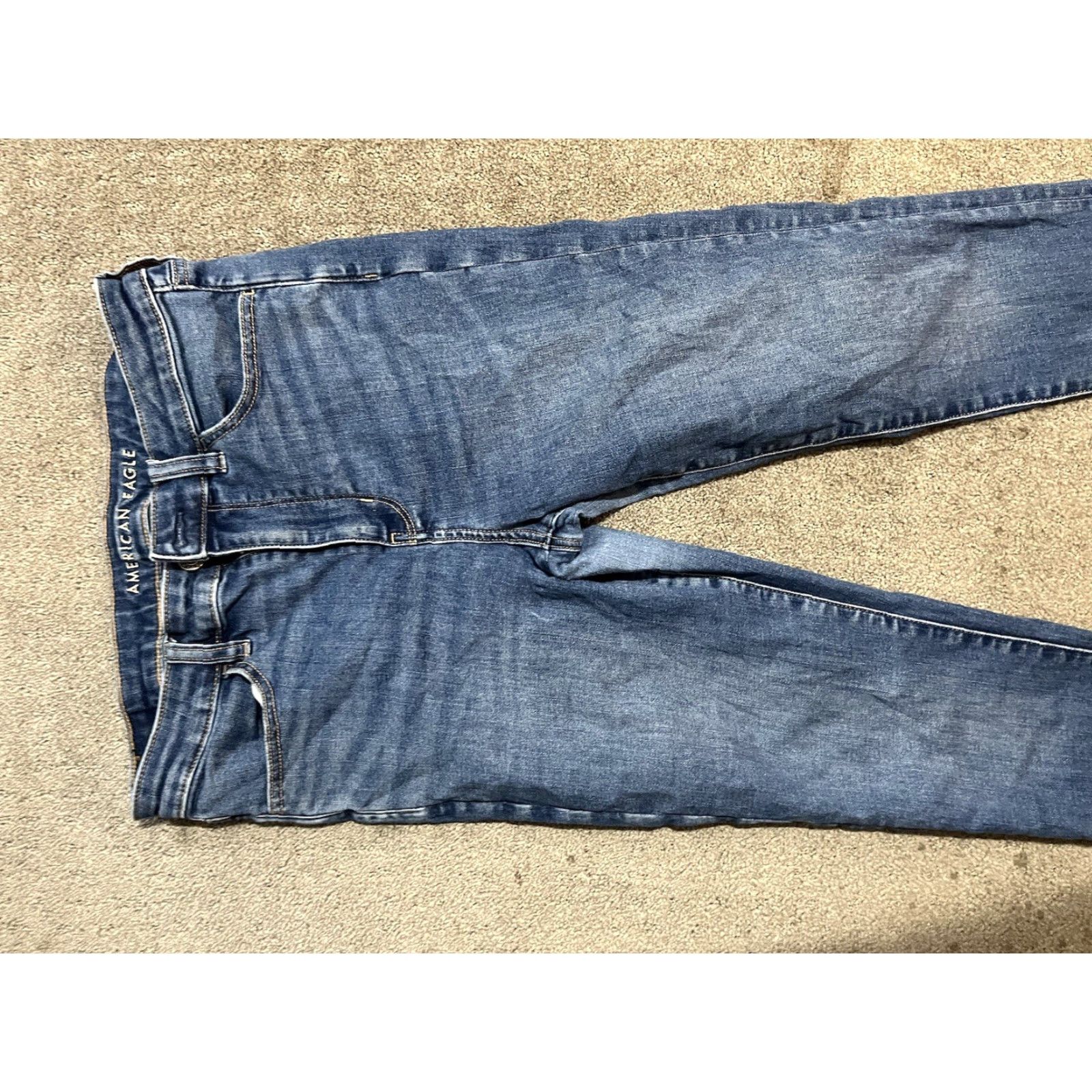 American Eagle Outfitters VINTAGE American Eagle Blue Super Stretch Hi-Rise Jegging Pants 12 Reg MedWash Distresse Females/Women (if applicable) Size 34" / US 12 / IT 48 - 4 Thumbnail