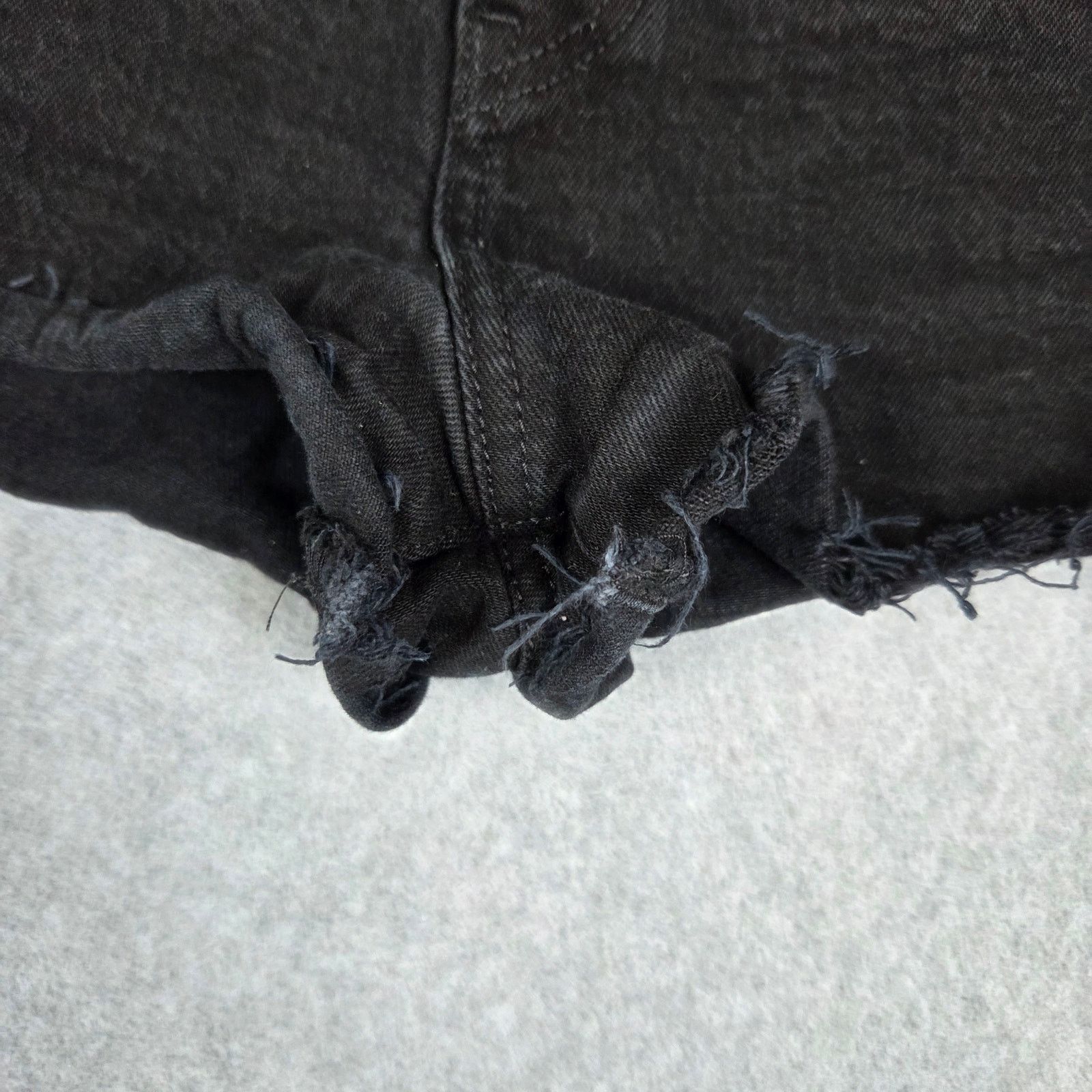 Levi's Levi's Premium 26 Black Ribcage Shorts Button Fly Cut Offs Size 26" / US 2 / IT 38 - 4 Thumbnail