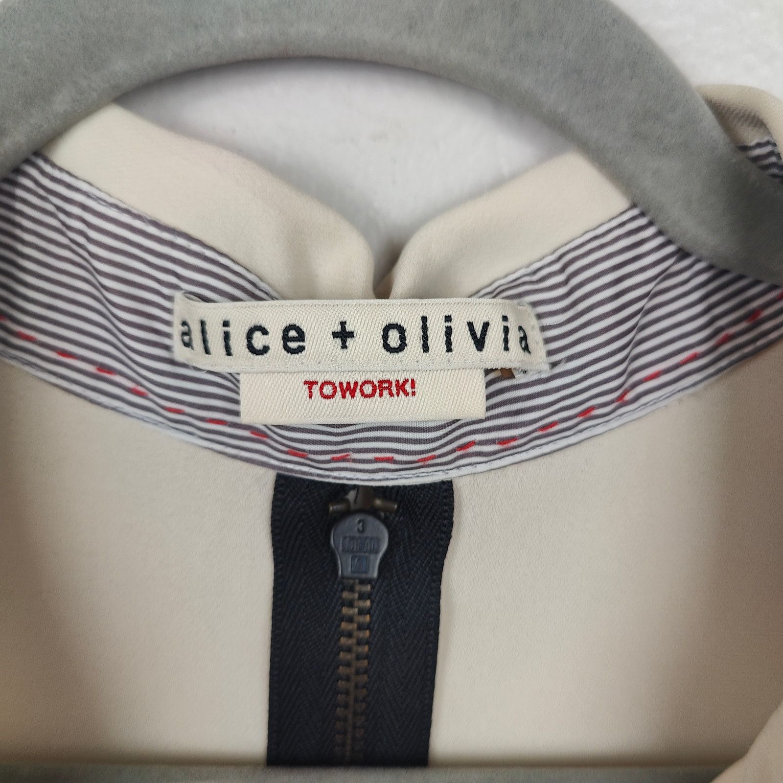 Alice + Olivia Alice + Olivia Silk Dress Womens Medium Cream Black Ruched Size M / US 6-8 / IT 42-44 - 7 Thumbnail