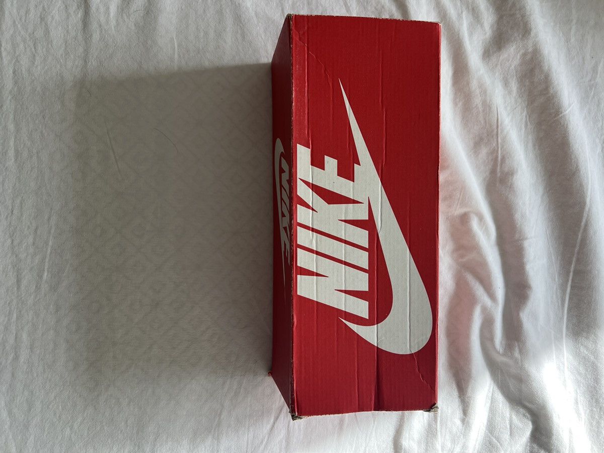 Nike NIKE Men's Size 8 BENASSI SOLARSOFT SLIDE SP SILVER 2014 Size US 8 / EU 41 - 3 Thumbnail