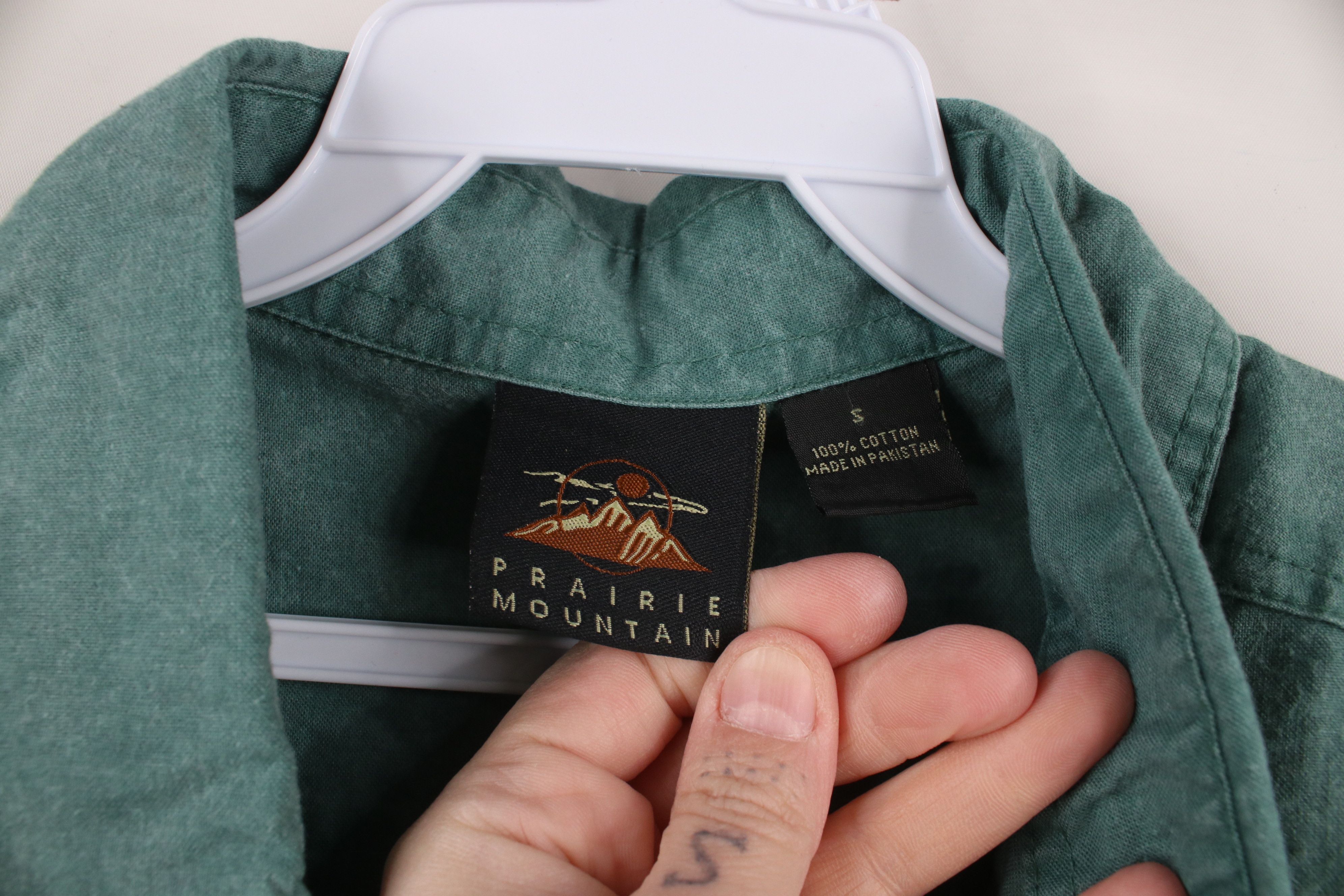 Vintage Vintage 90s Streetwear Stonewash Spell Alaska Button Shirt Size US S / EU 44-46 / 1 - 7 Thumbnail