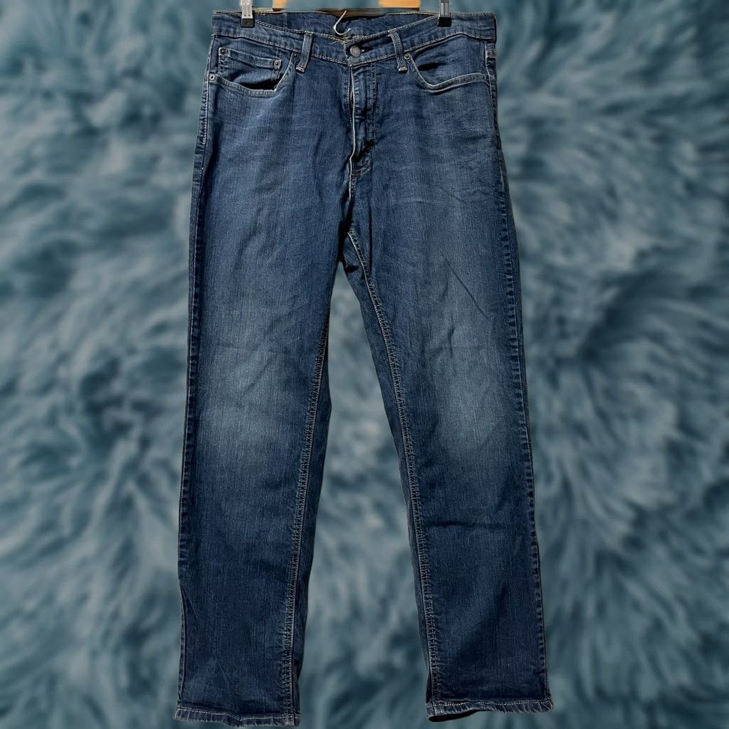 Levi's Levi's 541 Athletic Jeans Men's Dark Wash Blue Denim Stretch 35x32 Button Zipper Logo Size US 35 - 1 Thumbnail
