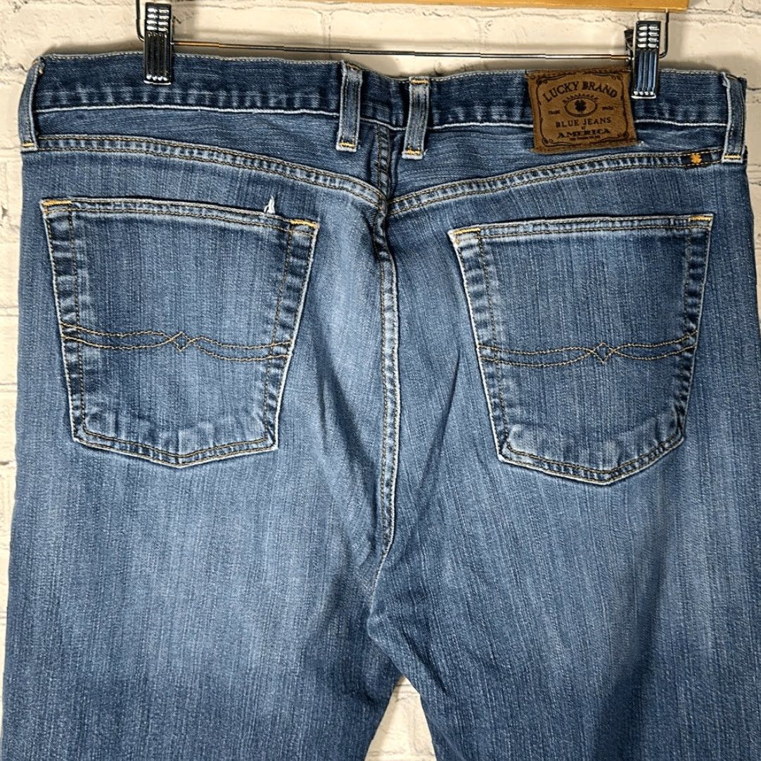 Lucky Brand Lucky Brand 329 Classic Straight Jeans Men's Blue Denim Size 38x30 Medium Wash Size US 38 / EU 54 - 4 Thumbnail