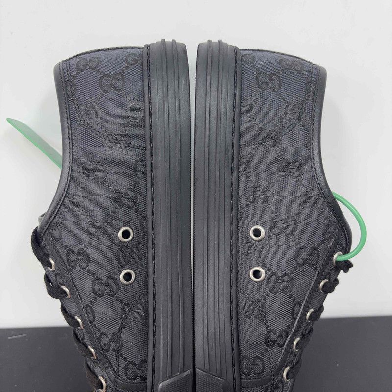 Gucci Gucci Fashion Low-Top Sneakers for Men in Black - Size US 9.5 / EU 42-43 - 2 Thumbnail