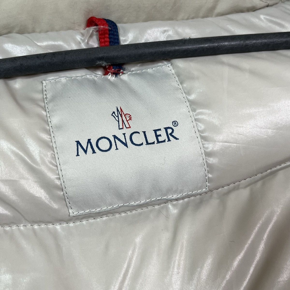 Moncler Moncler signac down jacket puffer Size S / US 4 / IT 40 - 23 Thumbnail