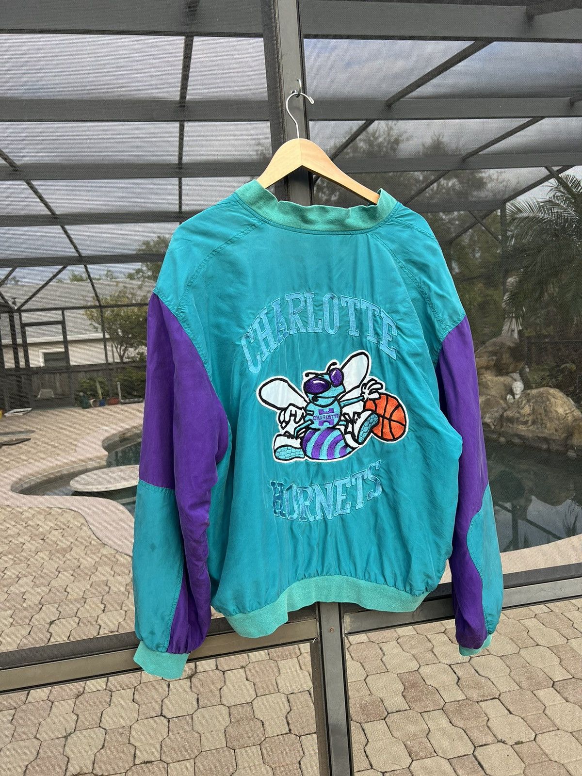 Starter × Vintage Vintage 90s Silk Charlotte Hornets Bomber Jacket Size US XL / EU 56 / 4 - 5 Thumbnail