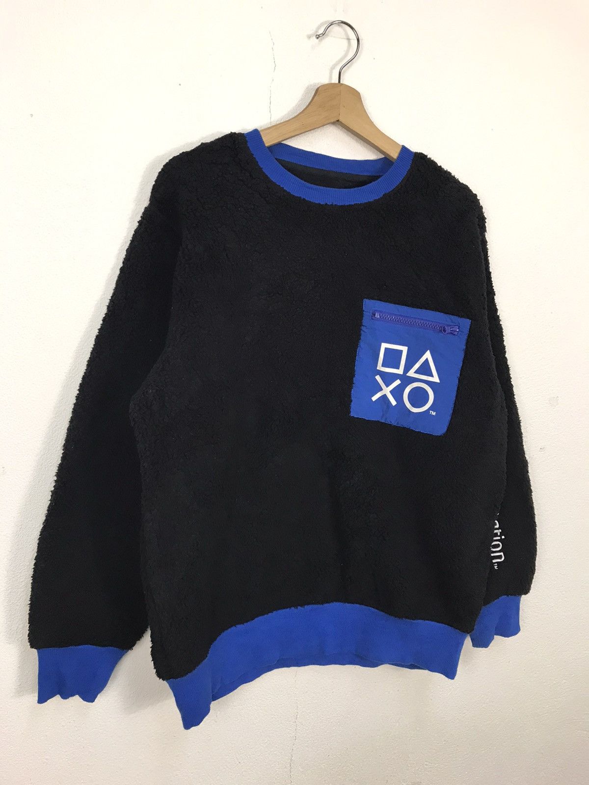 GU × Japanese Brand × Playstation GU PlayStation Sherpa Fleece Sweatshirts Size US L / EU 52-54 / 3 - 3 Thumbnail