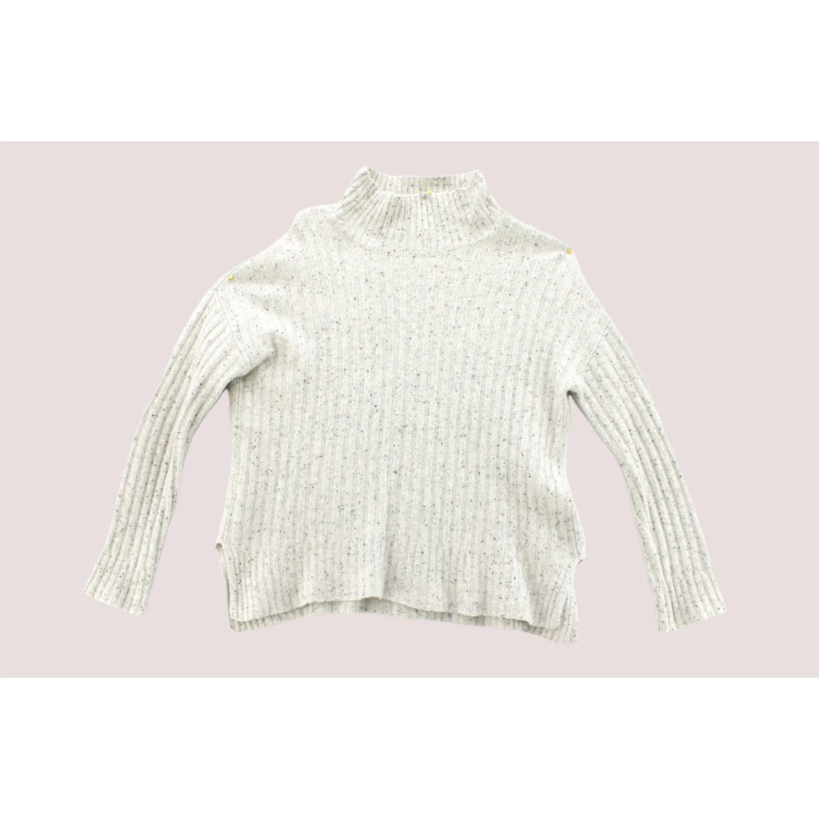 Bloomingdale's Bloomingdale's C Cashmere Turtleneck Sweater Small Beige Ribbed Knit Classic Shirt Size S / US 4 / IT 40 - 1 Thumbnail