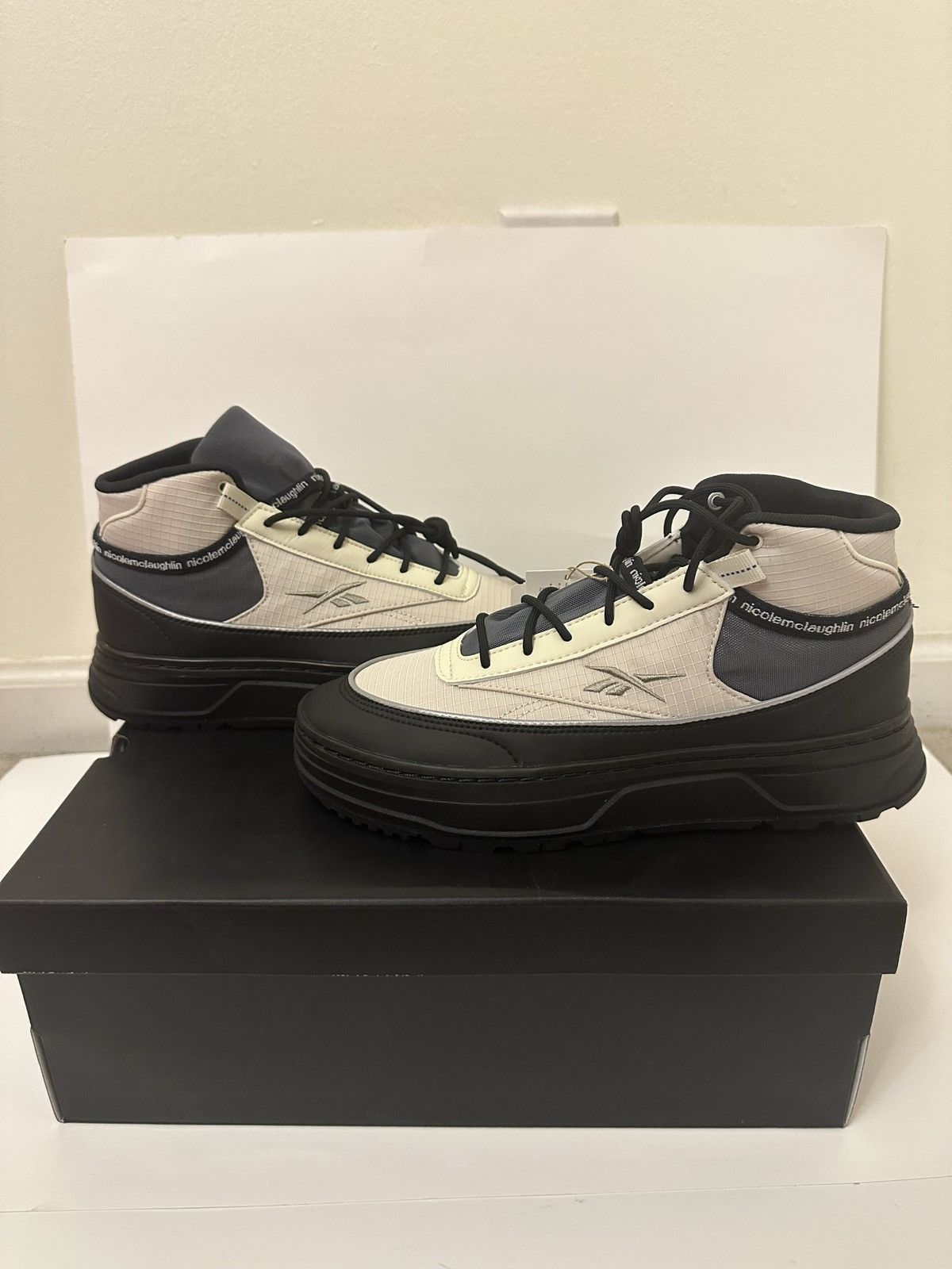 Reebok RARE Reebok x Nicole Mclaughlin Club C Geo Mid Size US 8 / EU 41 - 2 Thumbnail